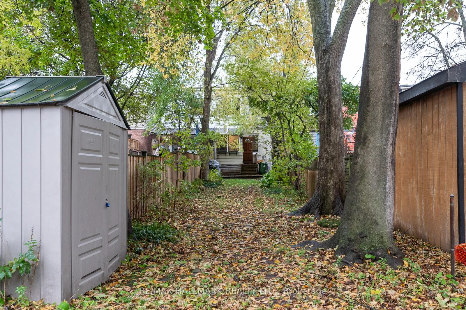 Photo 33 of 70 Lawlor Avenue, Toronto, The Beaches — HOMEH