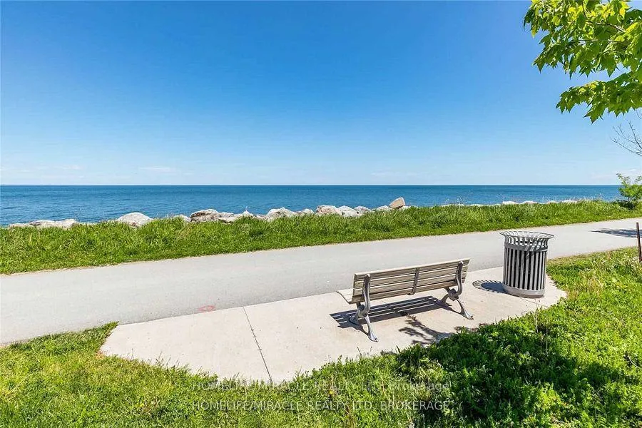 Photo 23 of Unit 5, 115 Shoreview Place, Hamilton, Stoney Creek — HOMEH