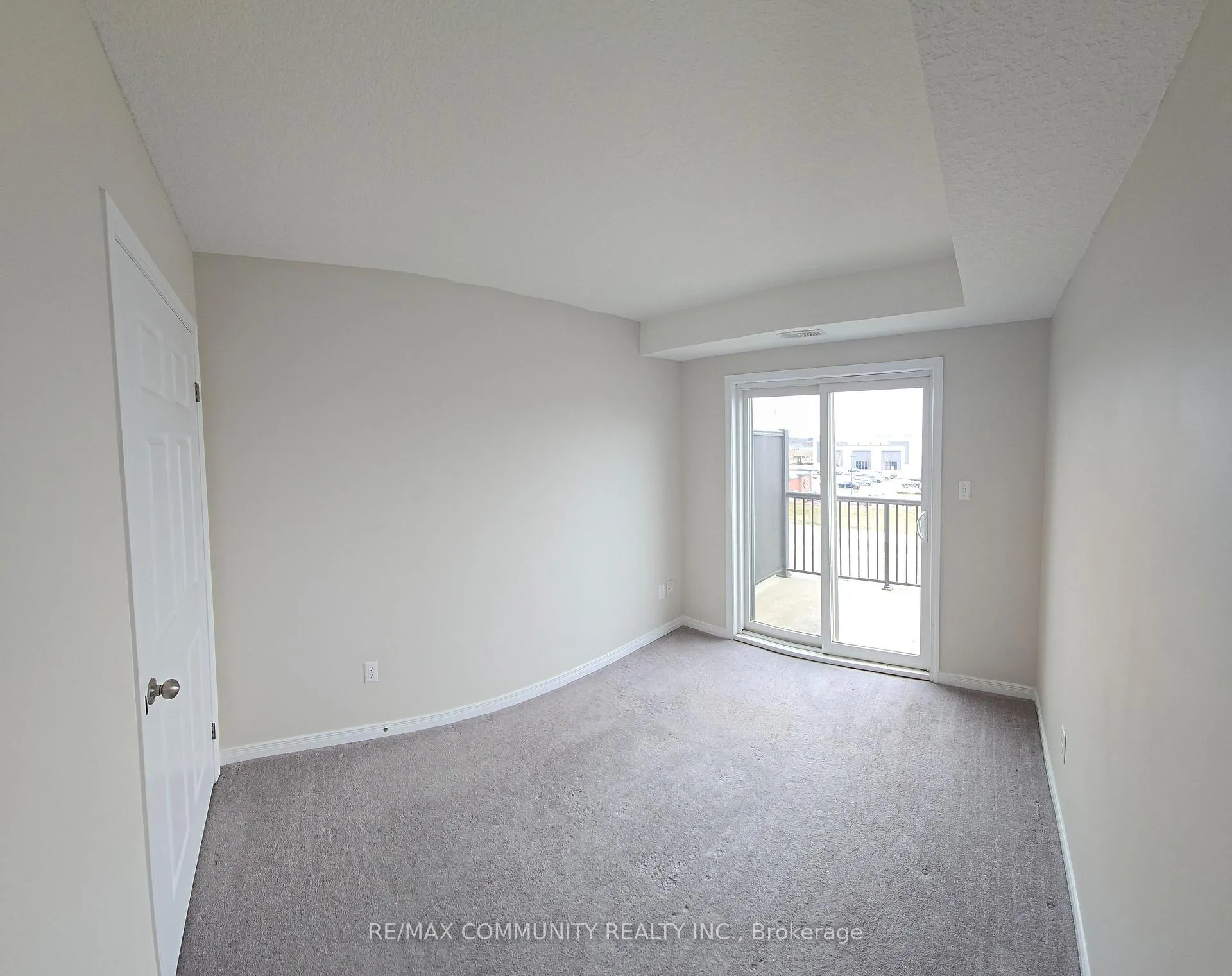 Photo 8 of Unit B, 1696 Fischer Hallman Road, Kitchener — HOMEH