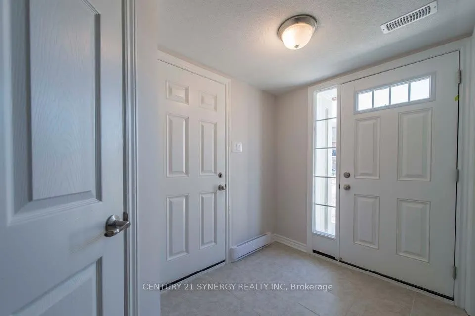 Photo 4 of 82 Feathertop Lane, Ottawa, Kanata - Emerald Meadows/Trailwest — HOMEH