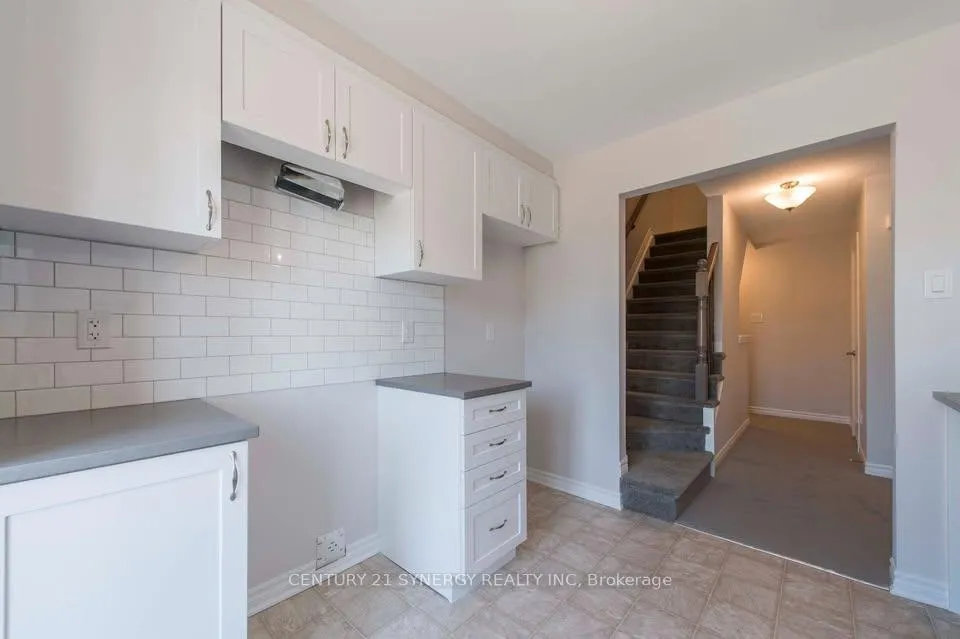 Photo 15 of 82 Feathertop Lane, Ottawa, Kanata - Emerald Meadows/Trailwest — HOMEH