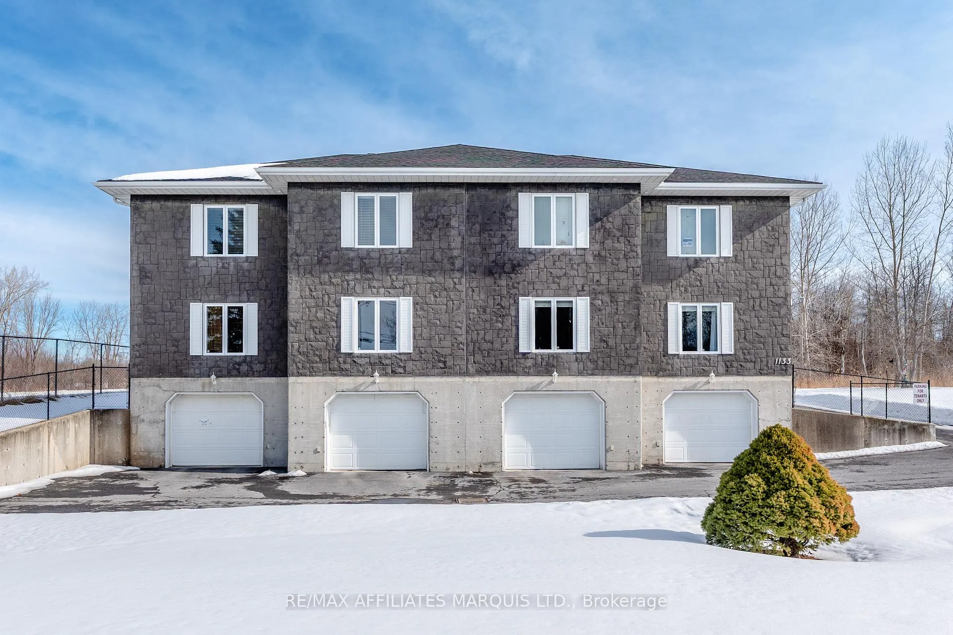 Photo 1 of 1133 Carleton Street, Cornwall — HOMEH