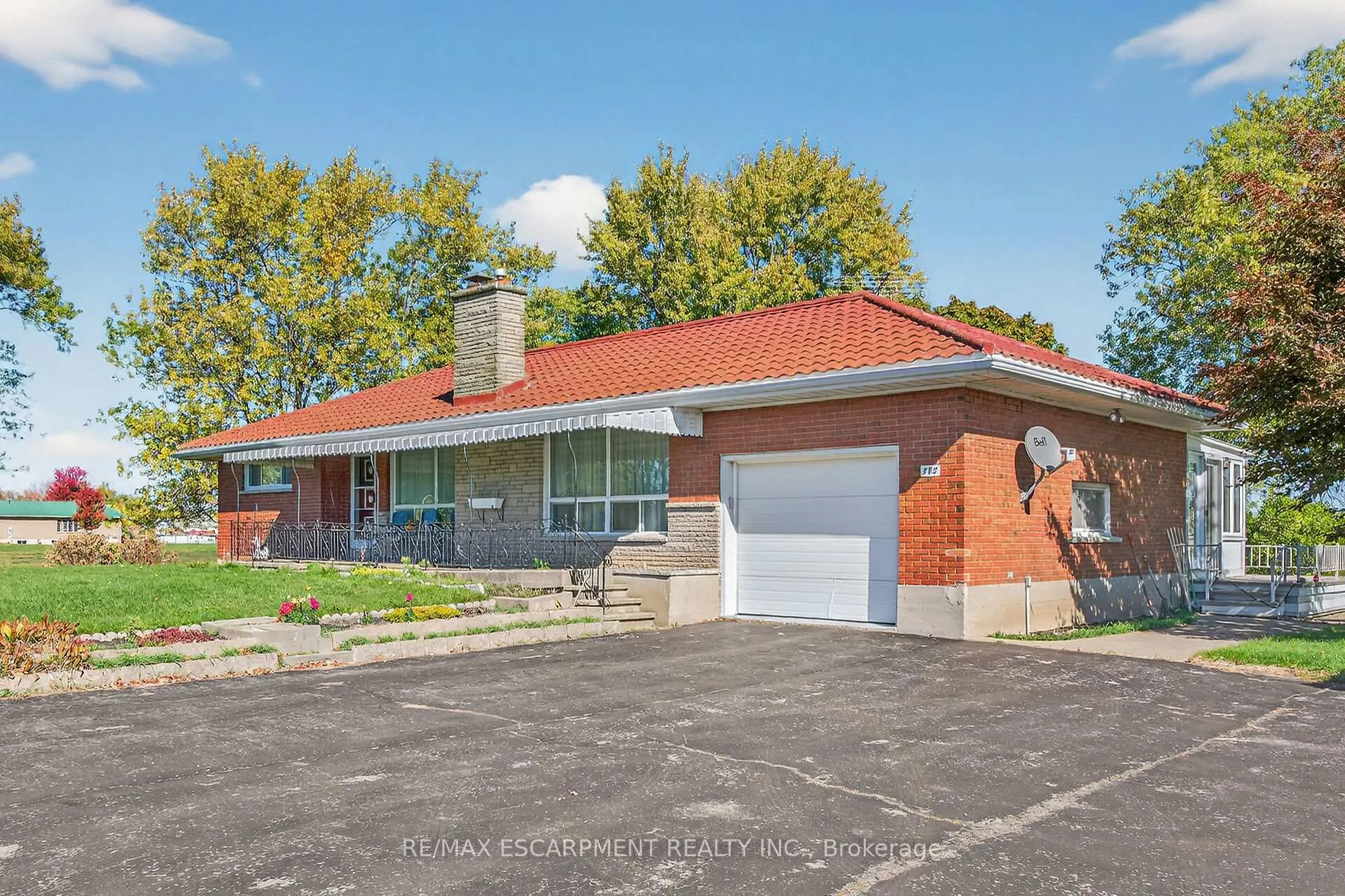 Photo 2 of 182 Sweets Corners Road, Haldimand — HOMEH