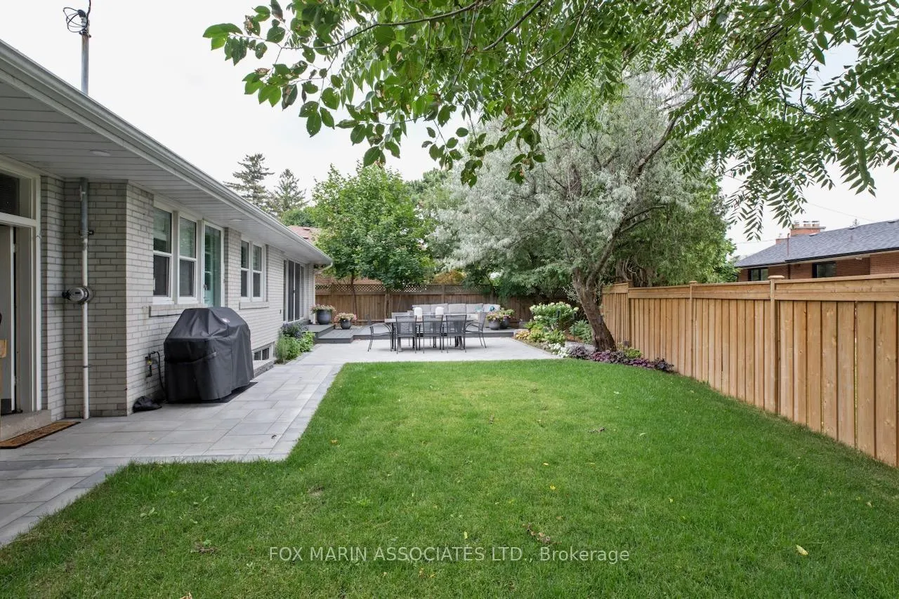 Photo 43 of 4 Dunstable Place, Etobicoke, Kingsview Village-The Westway — HOMEH