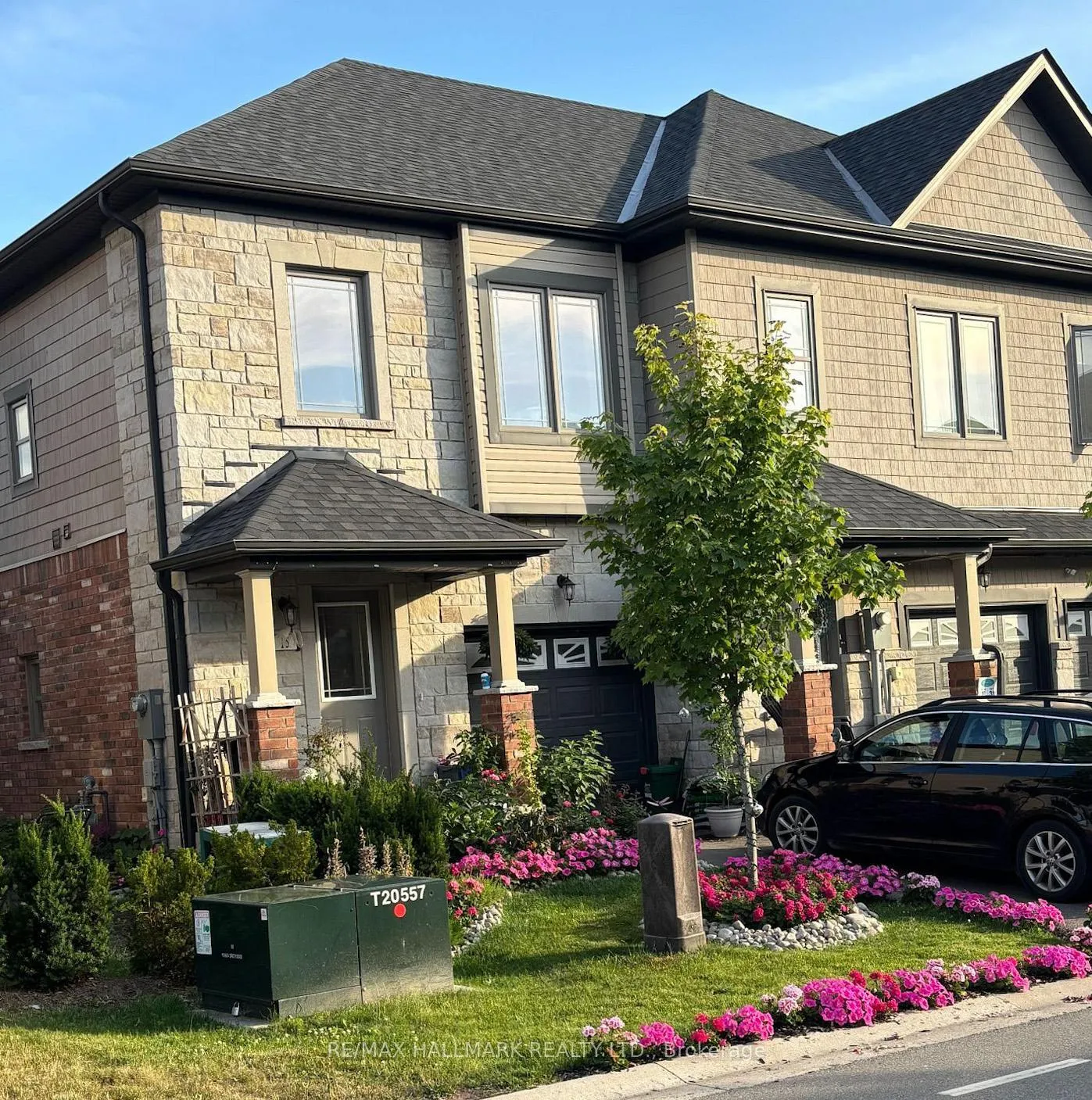 Photo 2 of 15 Deneb Street, Barrie, Ardagh — HOMEH