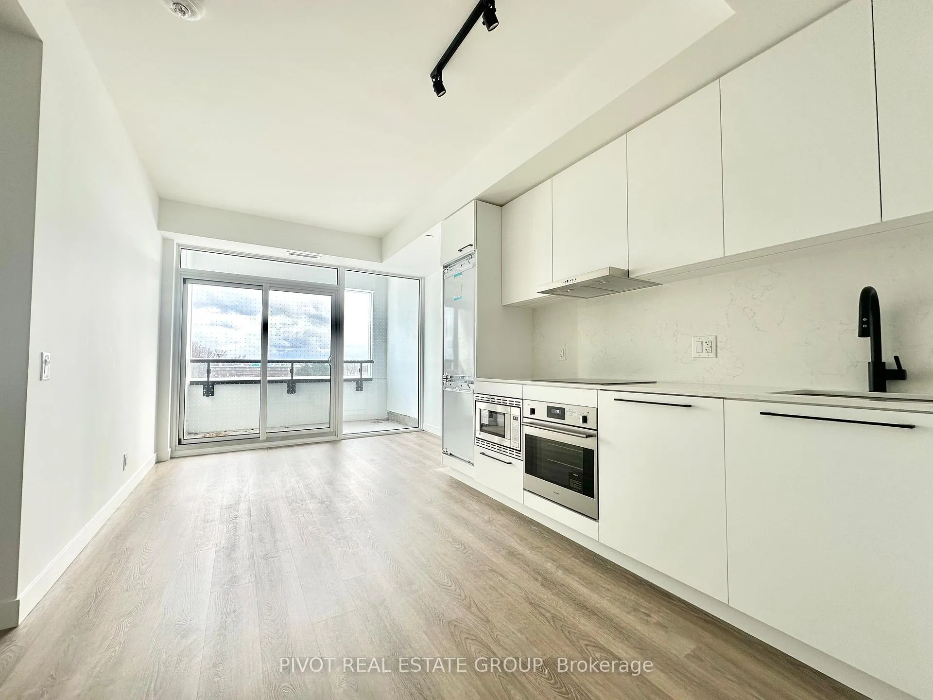 Photo 1 of Unit 411, 1050 Eastern Avenue, Toronto, The Beaches — HOMEH