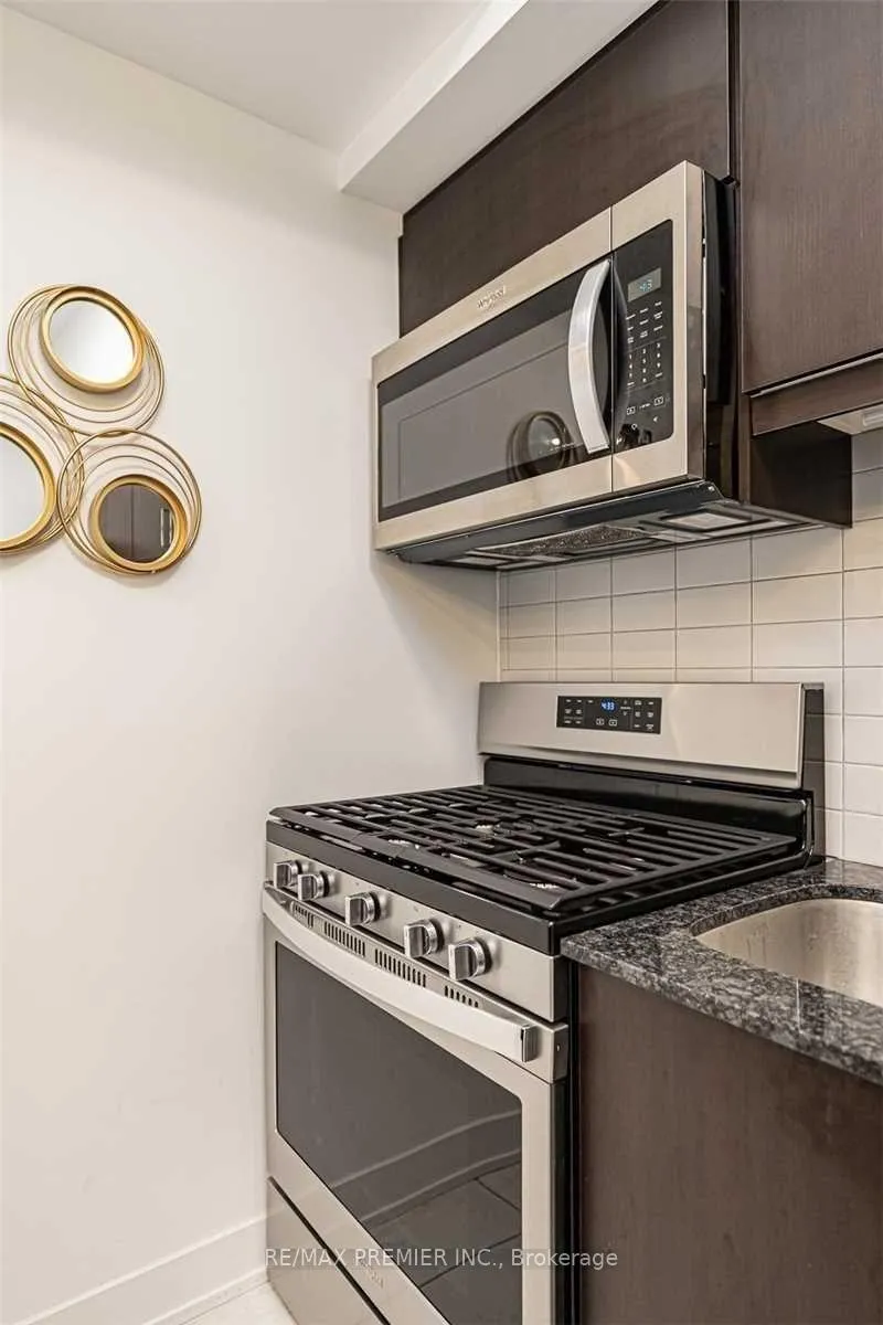 Photo 7 of Unit 210, 6 Spice Way, Barrie, Rural Barrie Southeast — HOMEH