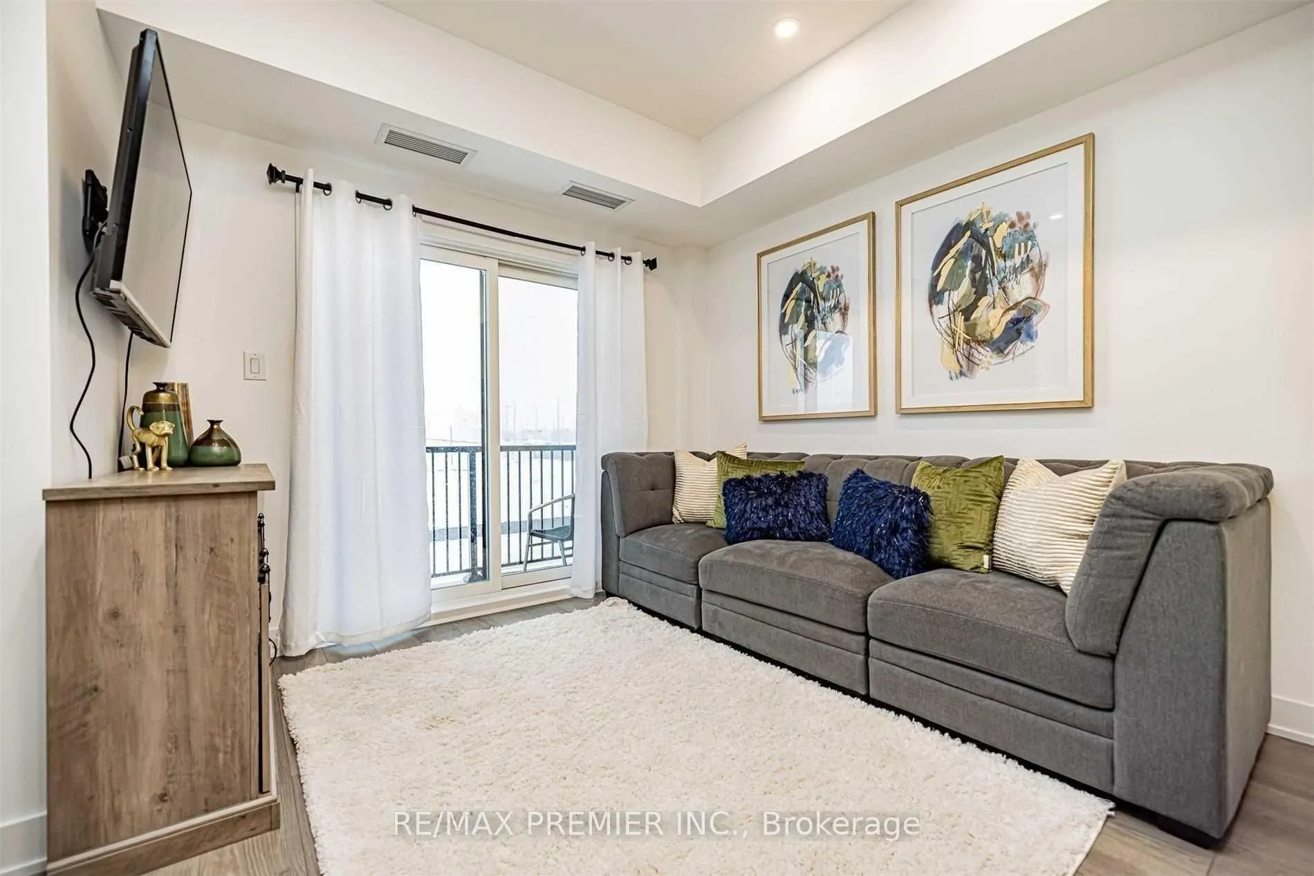 Photo 11 of Unit 210, 6 Spice Way, Barrie, Rural Barrie Southeast — HOMEH