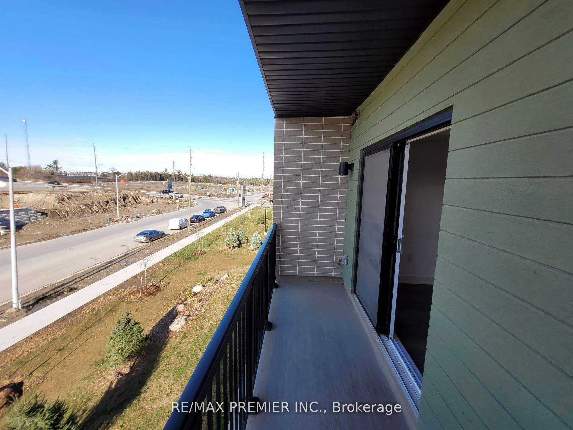 Photo 12 of Unit 210, 6 Spice Way, Barrie, Rural Barrie Southeast — HOMEH
