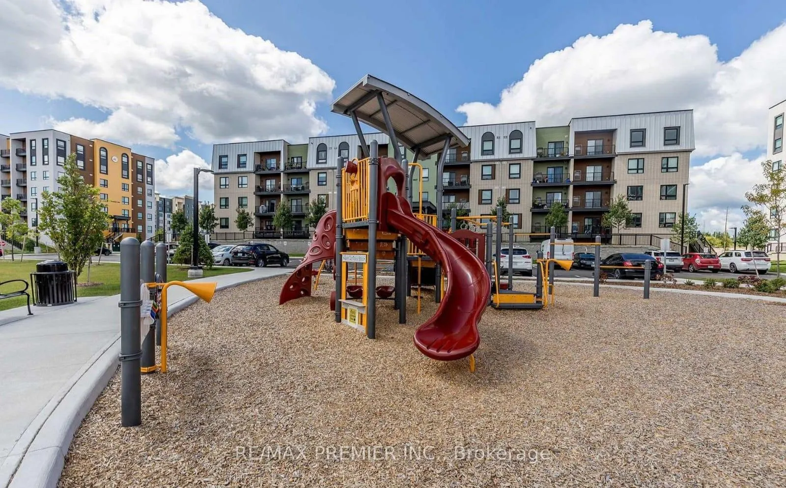 Photo 23 of Unit 210, 6 Spice Way, Barrie, Rural Barrie Southeast — HOMEH