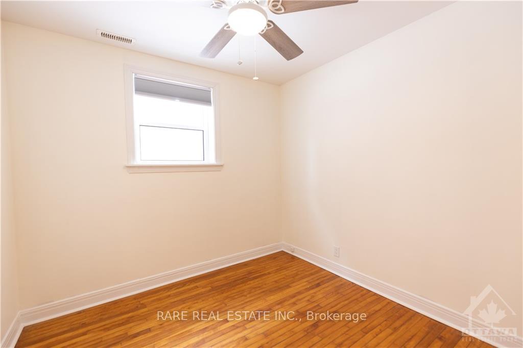 Photo 20 of Unit 3, 403 Peach Tree Lane, Ottawa, Viscount Alexander Park — HOMEH