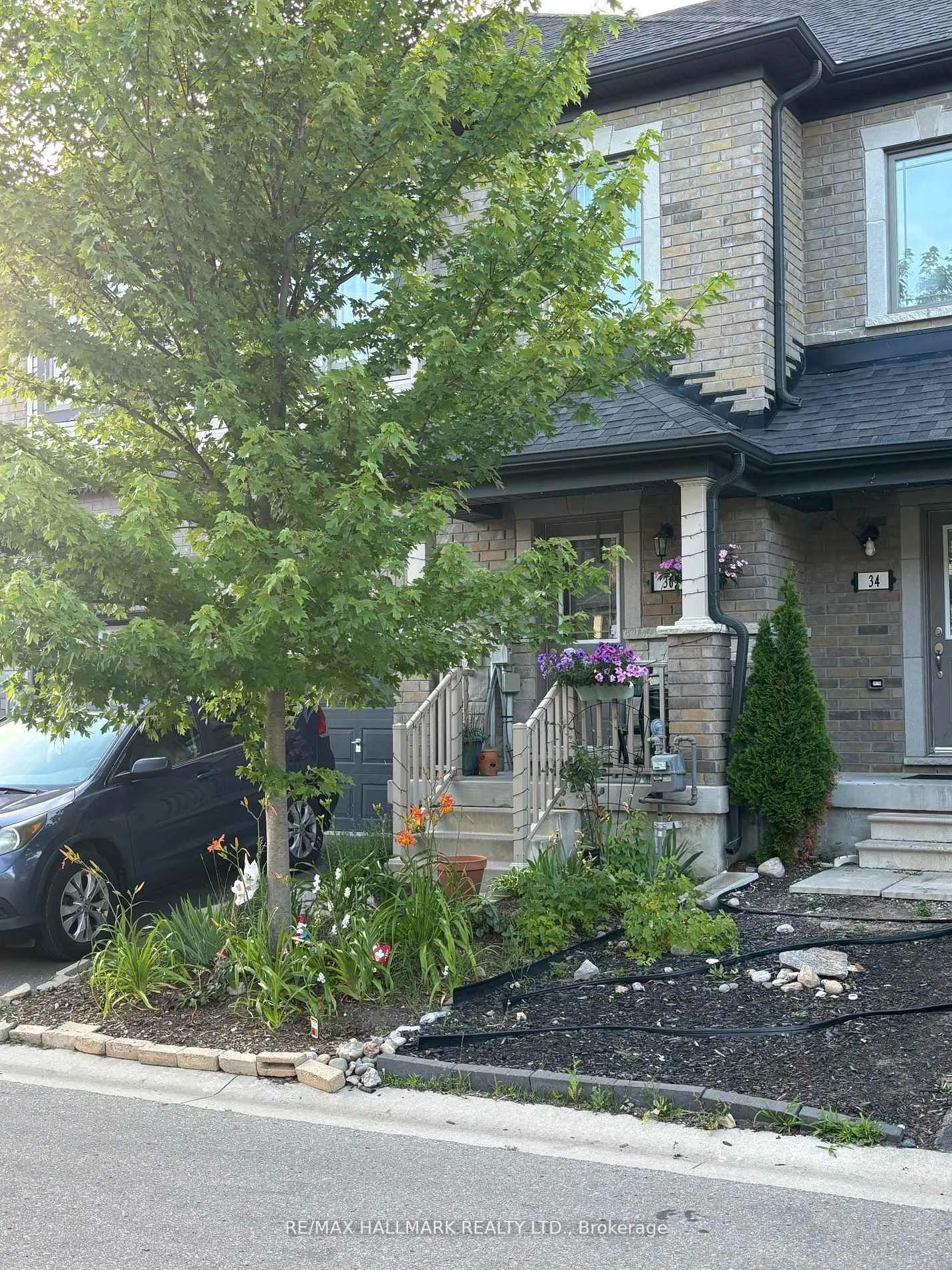Photo 2 of 36 Deneb Street, Barrie, Ardagh — HOMEH