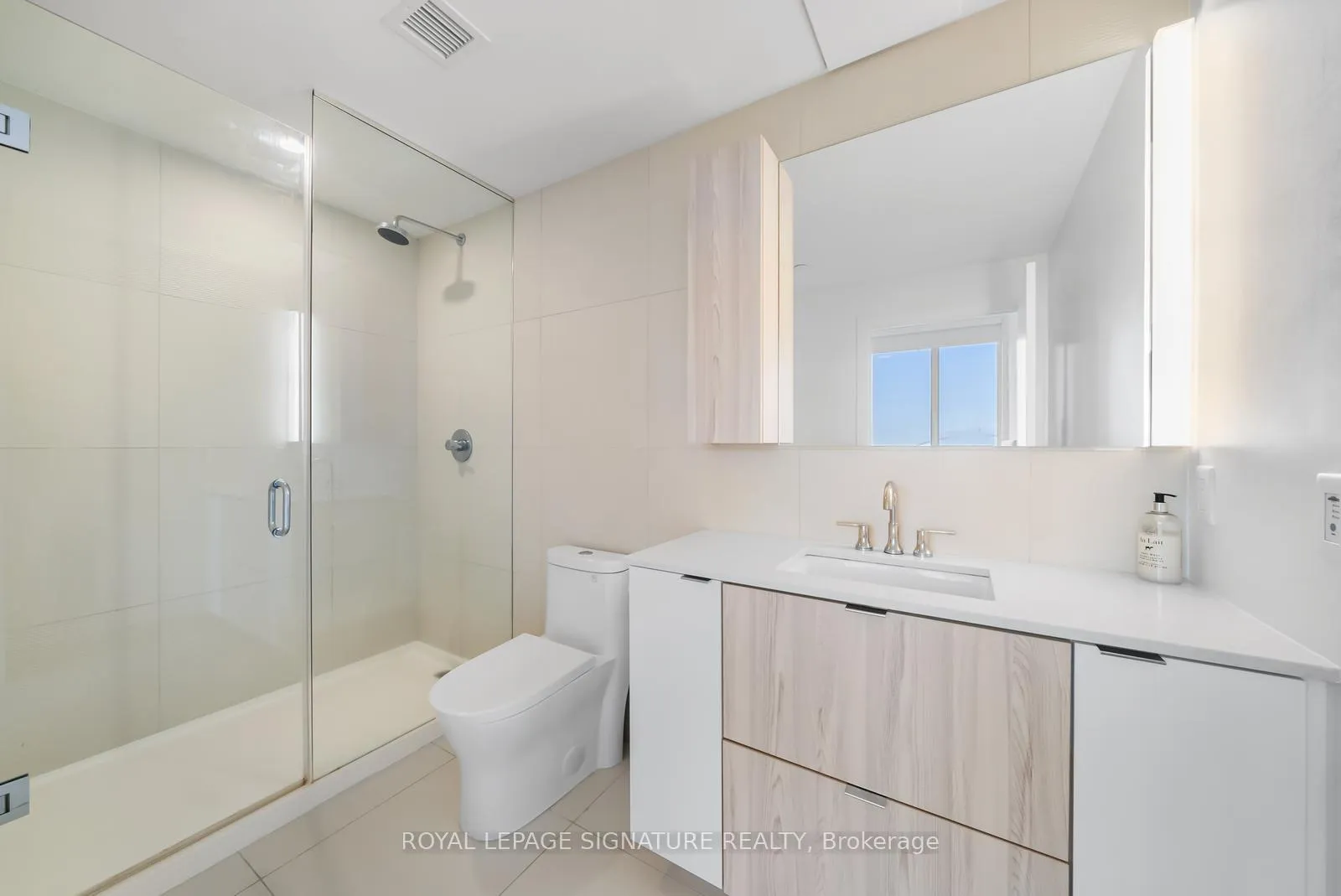 Photo 9 of Unit 1909, 35 Mercer Street, Toronto, Waterfront Communities — HOMEH