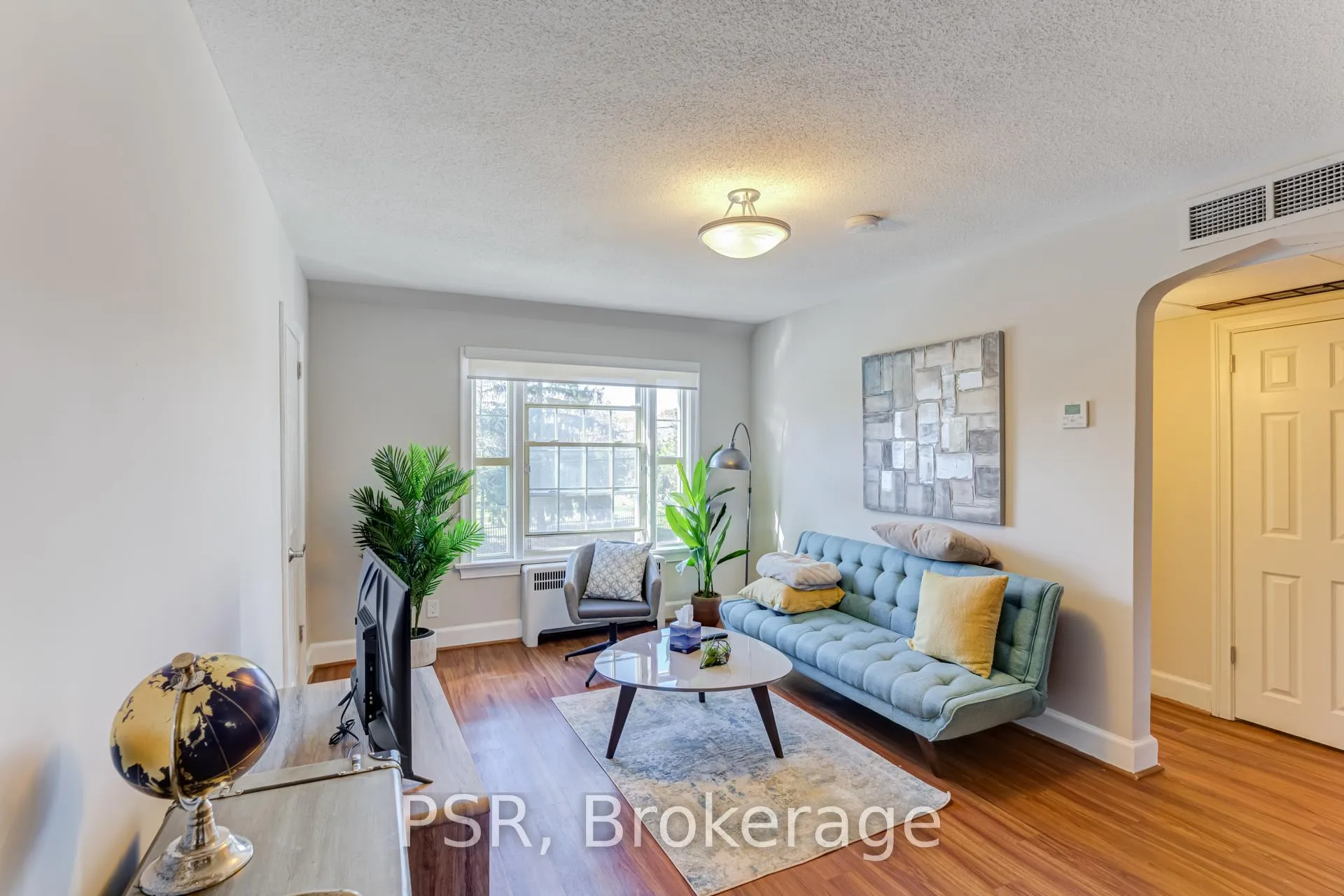 Photo 1 of Unit U25, 4 Sutherland Drive, Toronto, Leaside — HOMEH
