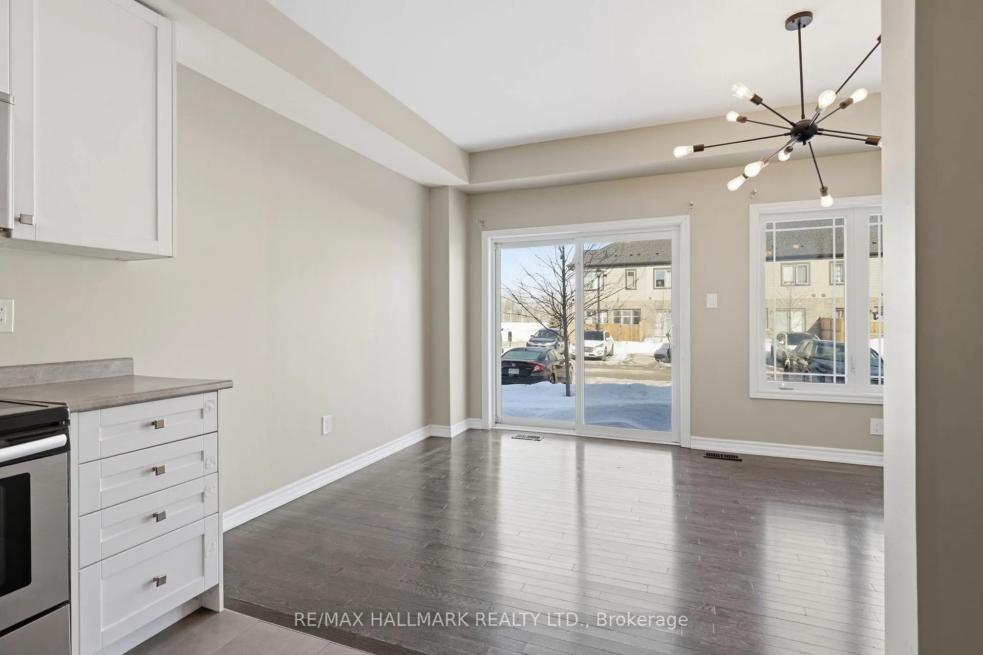 Photo 6 of 38 Deneb Street, Barrie, Ardagh — HOMEH