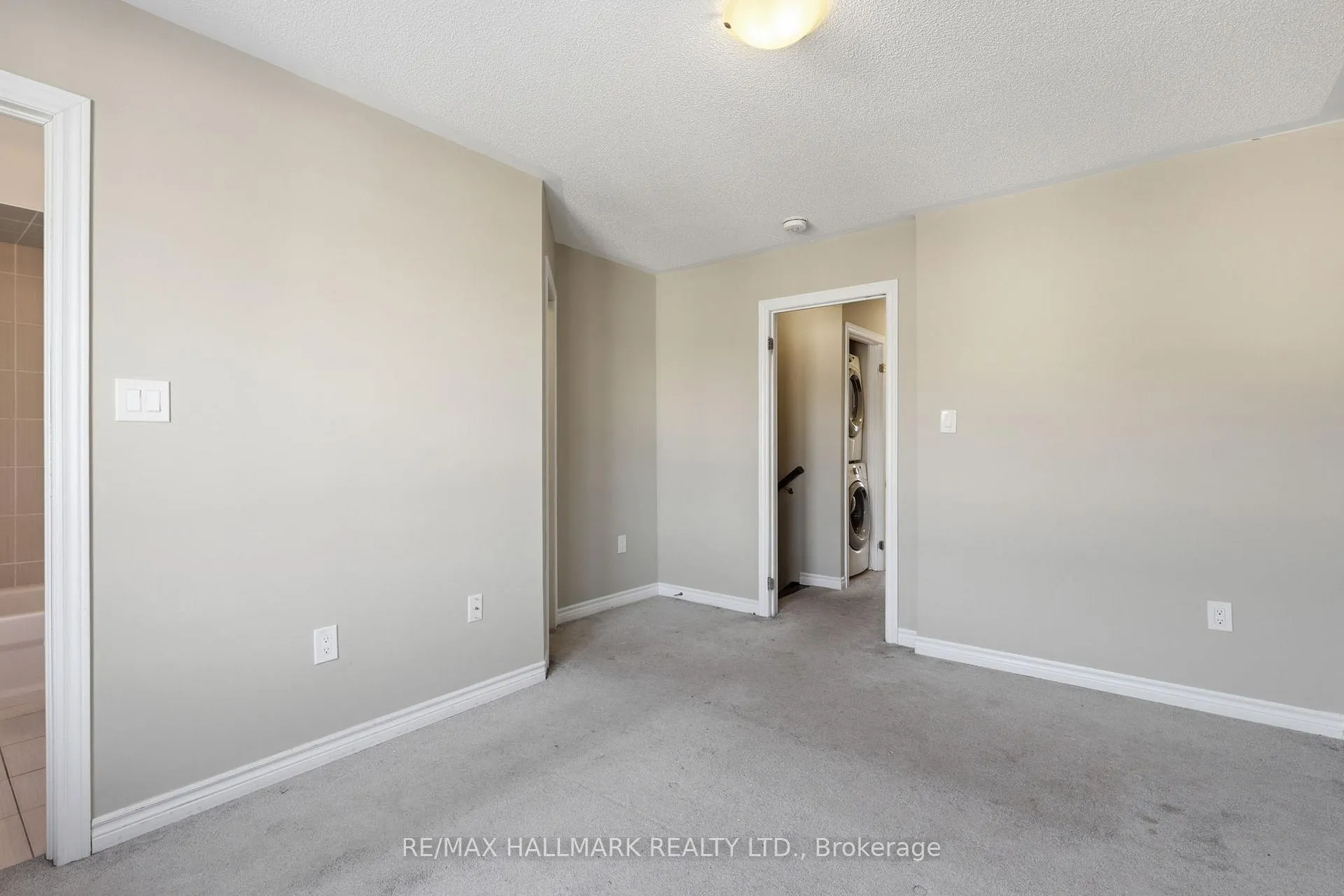 Photo 18 of 38 Deneb Street, Barrie, Ardagh — HOMEH