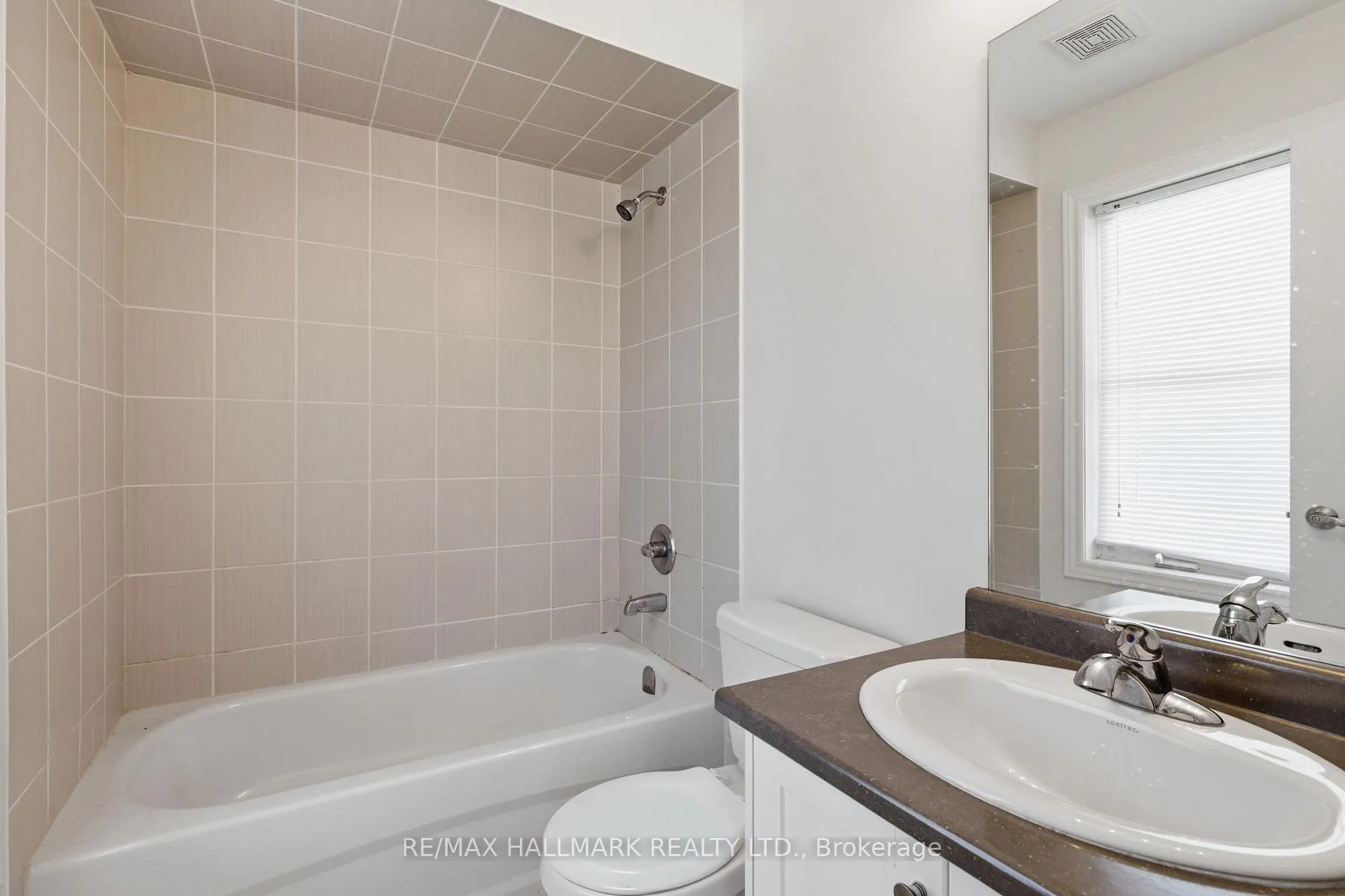 Photo 19 of 38 Deneb Street, Barrie, Ardagh — HOMEH