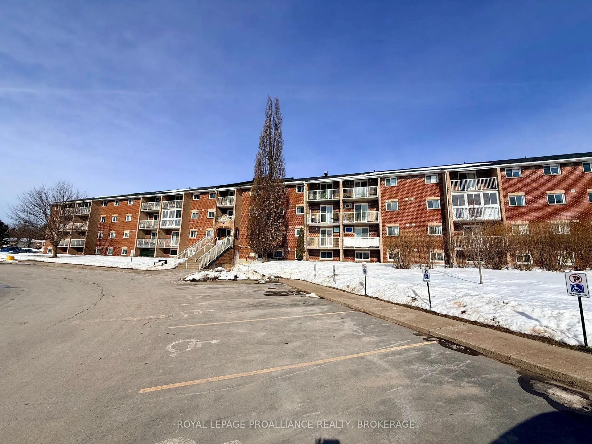 Photo 2 of Unit 411, 580 Armstrong Road, Kingston, East Gardiners Rd — HOMEH