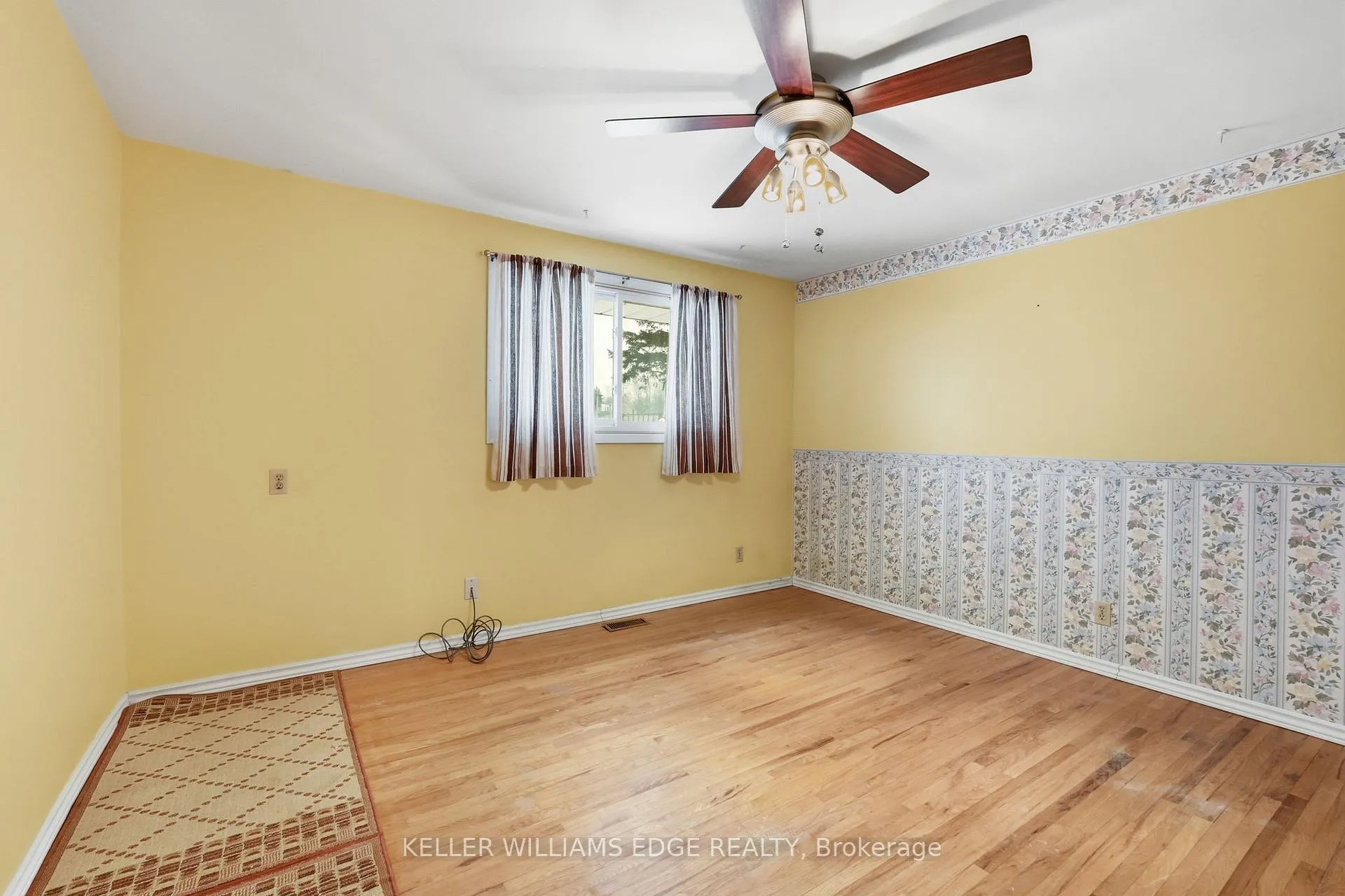 Photo 18 of 66 Geneva Crescent, Kitchener — HOMEH