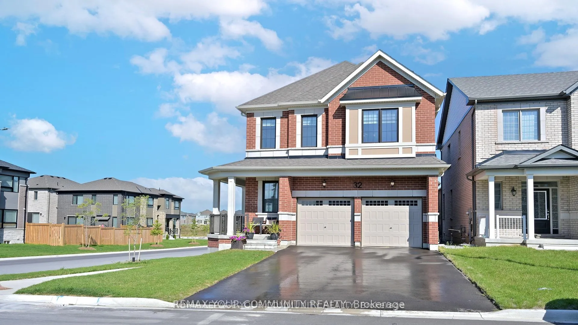Photo 2 of 32 McBride Trail, Barrie, Rural Barrie Southeast — HOMEH