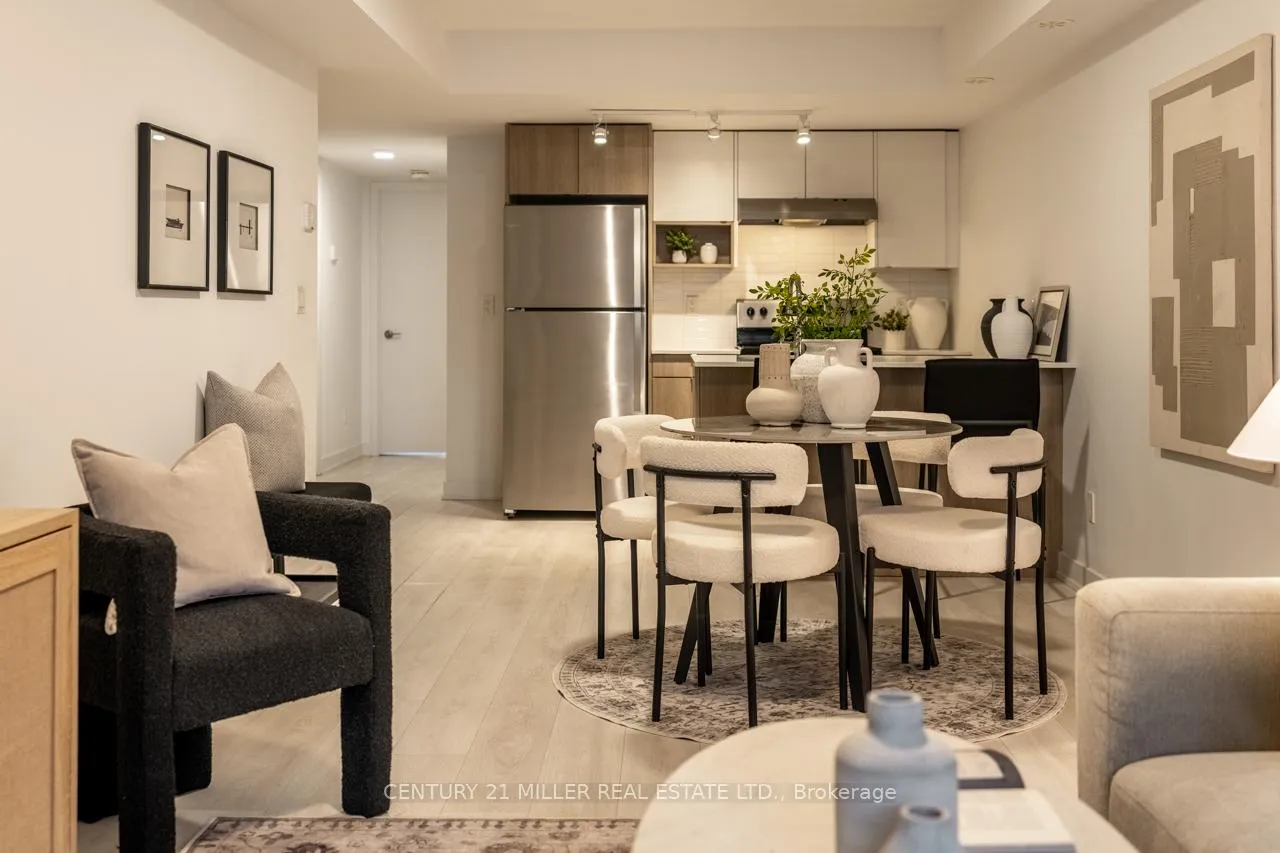 Photo 4 of Unit 608, 1129 Cooke Boulevard, Burlington, LaSalle — HOMEH