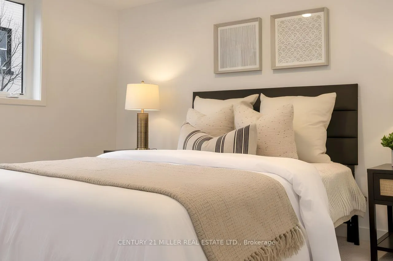 Photo 8 of Unit 608, 1129 Cooke Boulevard, Burlington, LaSalle — HOMEH
