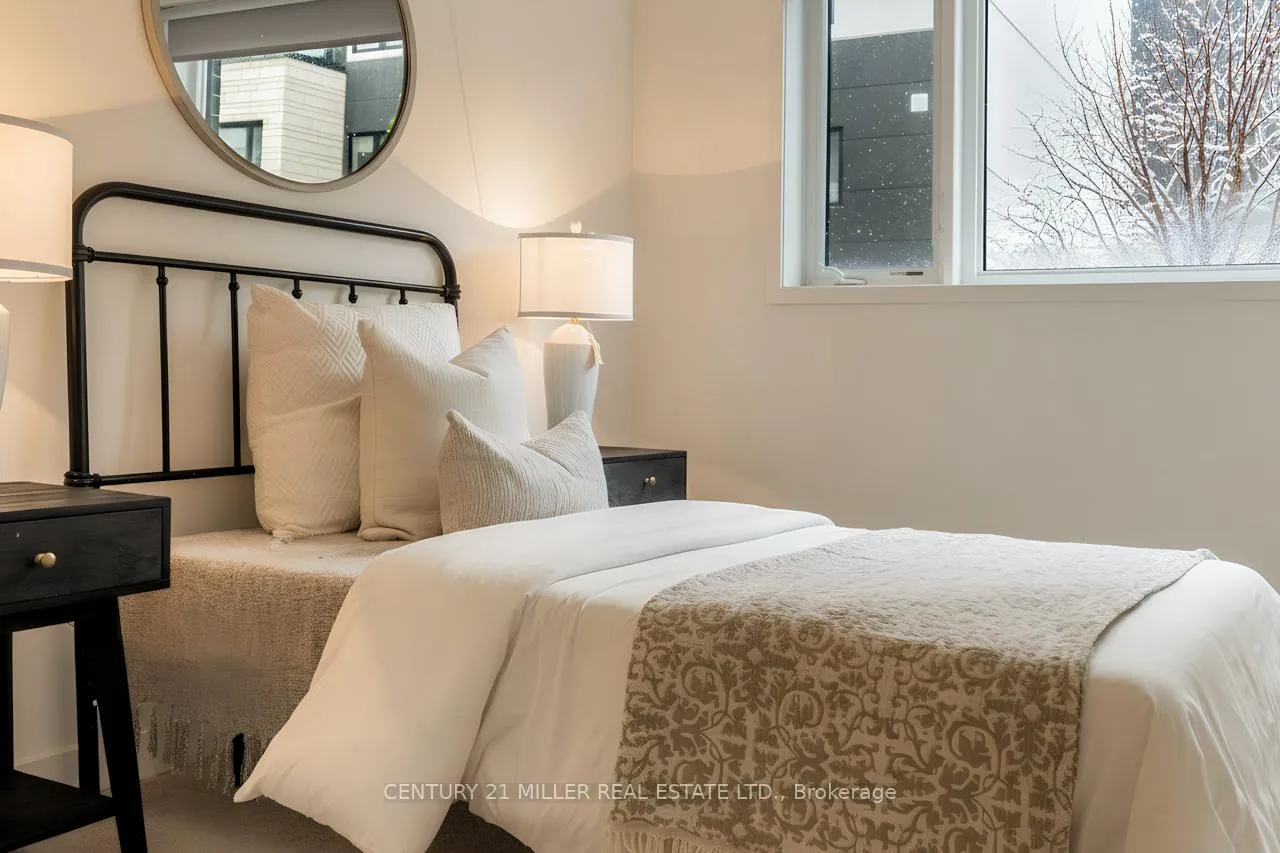 Photo 9 of Unit 608, 1129 Cooke Boulevard, Burlington, LaSalle — HOMEH