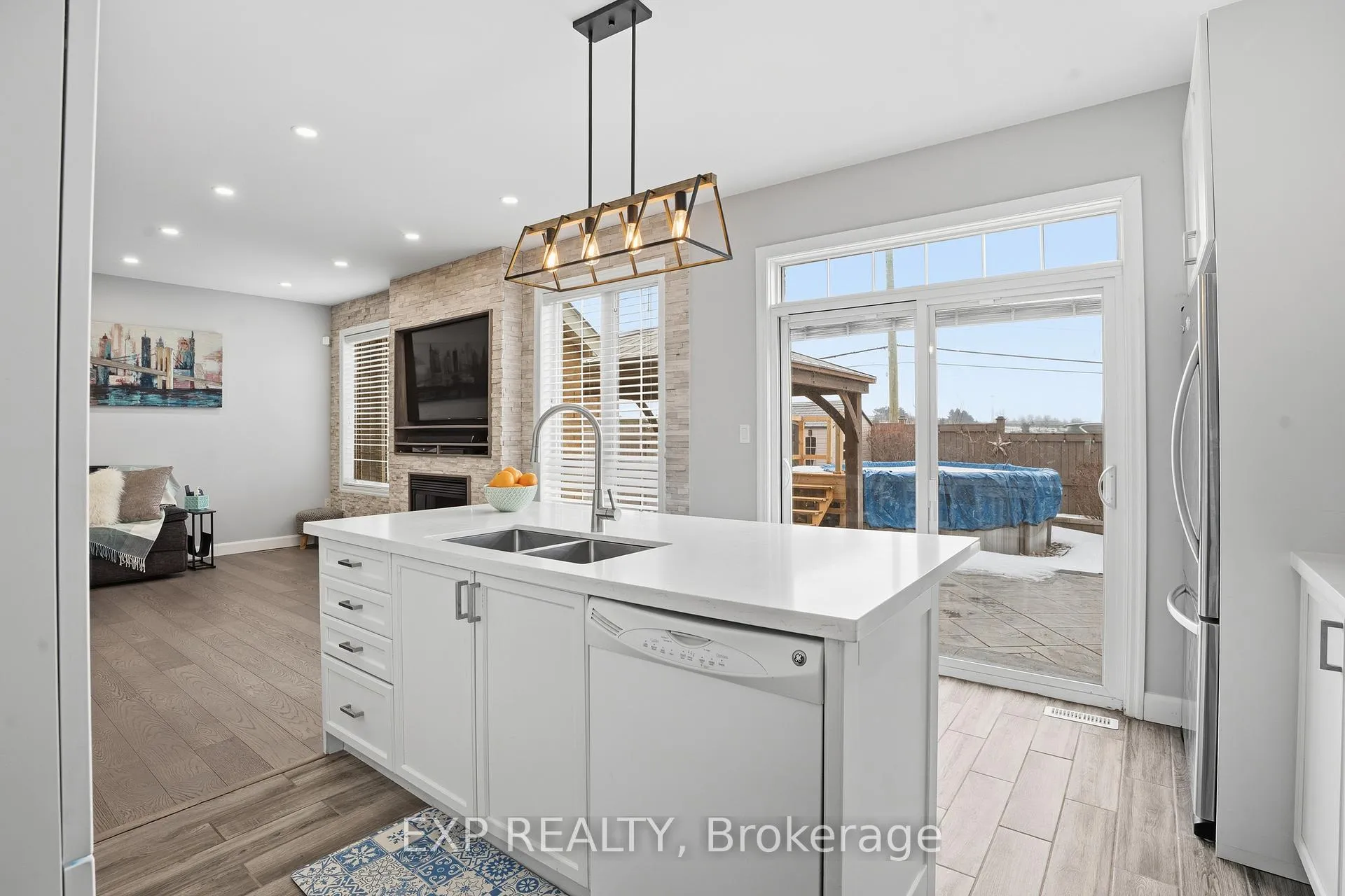 Photo 17 of 41 Monza Drive, Hamilton, Winona Park — HOMEH