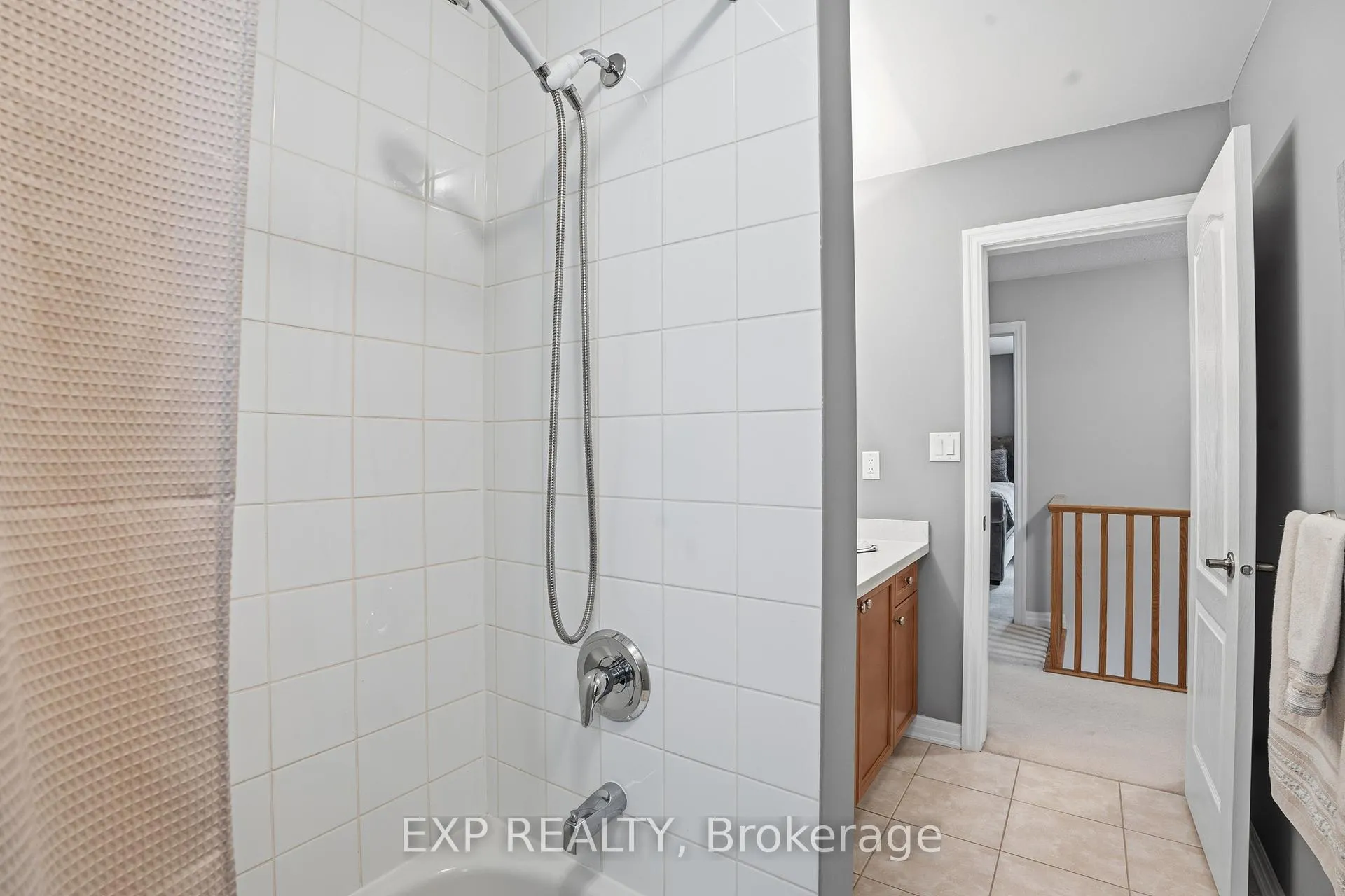 Photo 22 of 41 Monza Drive, Hamilton, Winona Park — HOMEH