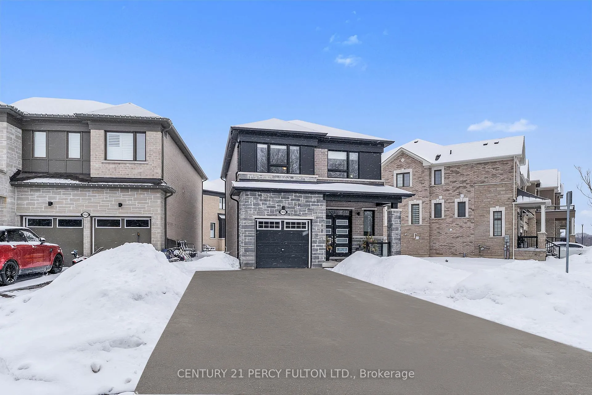 Photo 1 of 1453 Mockingbird Square, Pickering, Rural Pickering — HOMEH