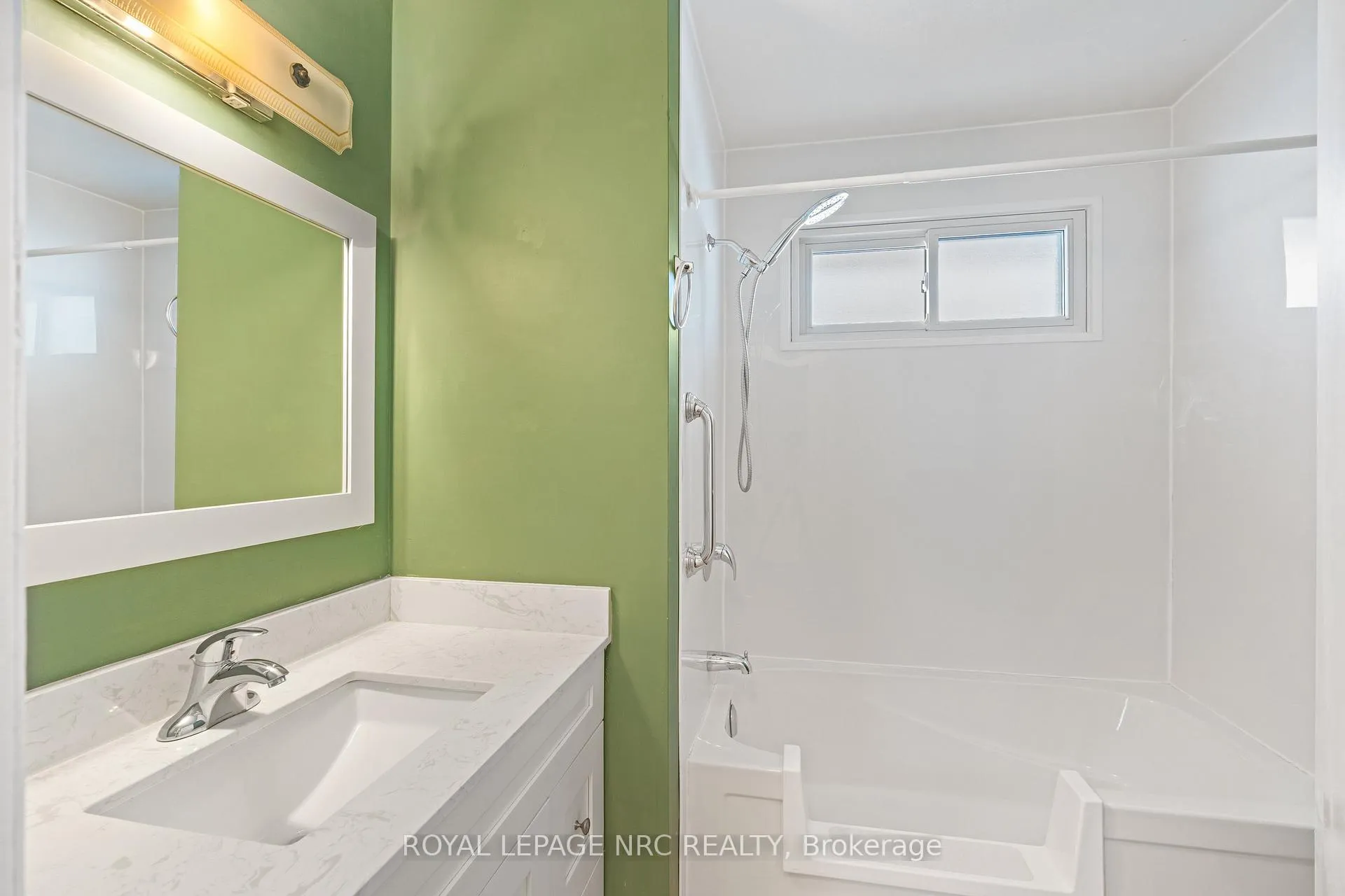Photo 20 of 6 Brookbanks Drive N, St. Catharines, Lakeport — HOMEH