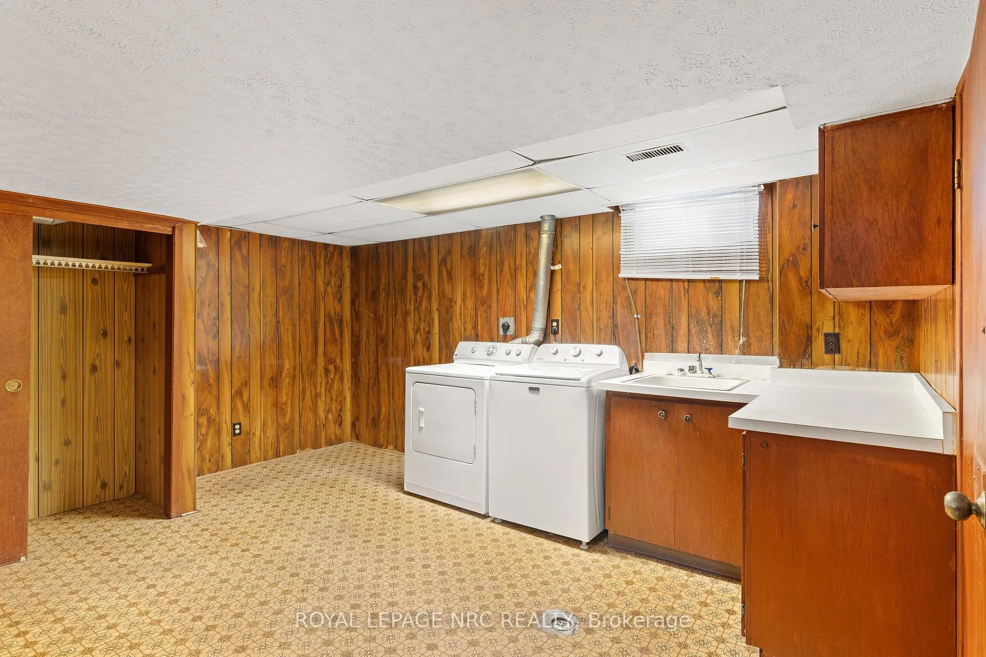 Photo 21 of 6 Brookbanks Drive N, St. Catharines, Lakeport — HOMEH
