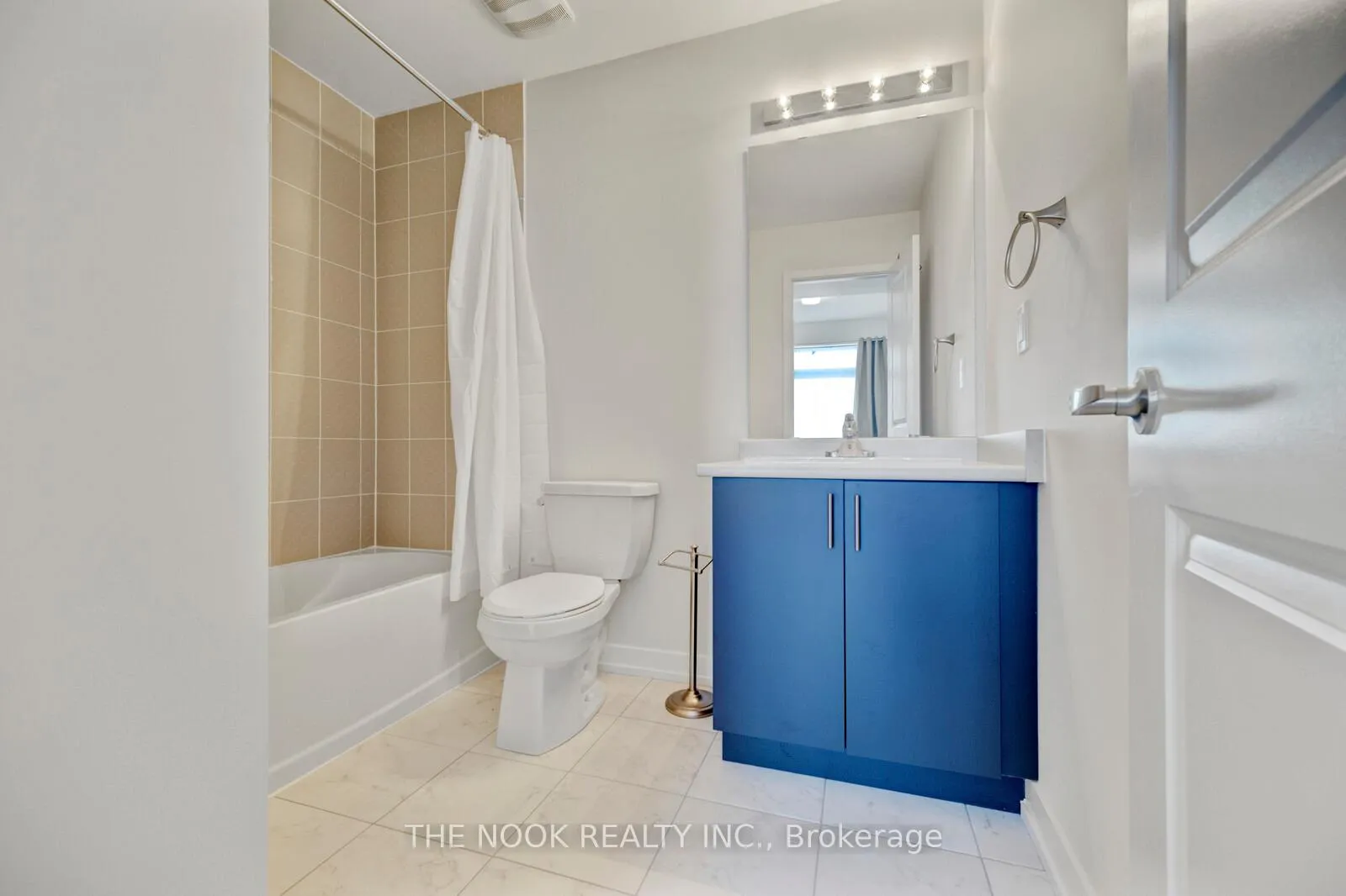 Photo 14 of Unit 108, 2550 Castlegate Crossings Drive, Pickering, Duffin Heights — HOMEH