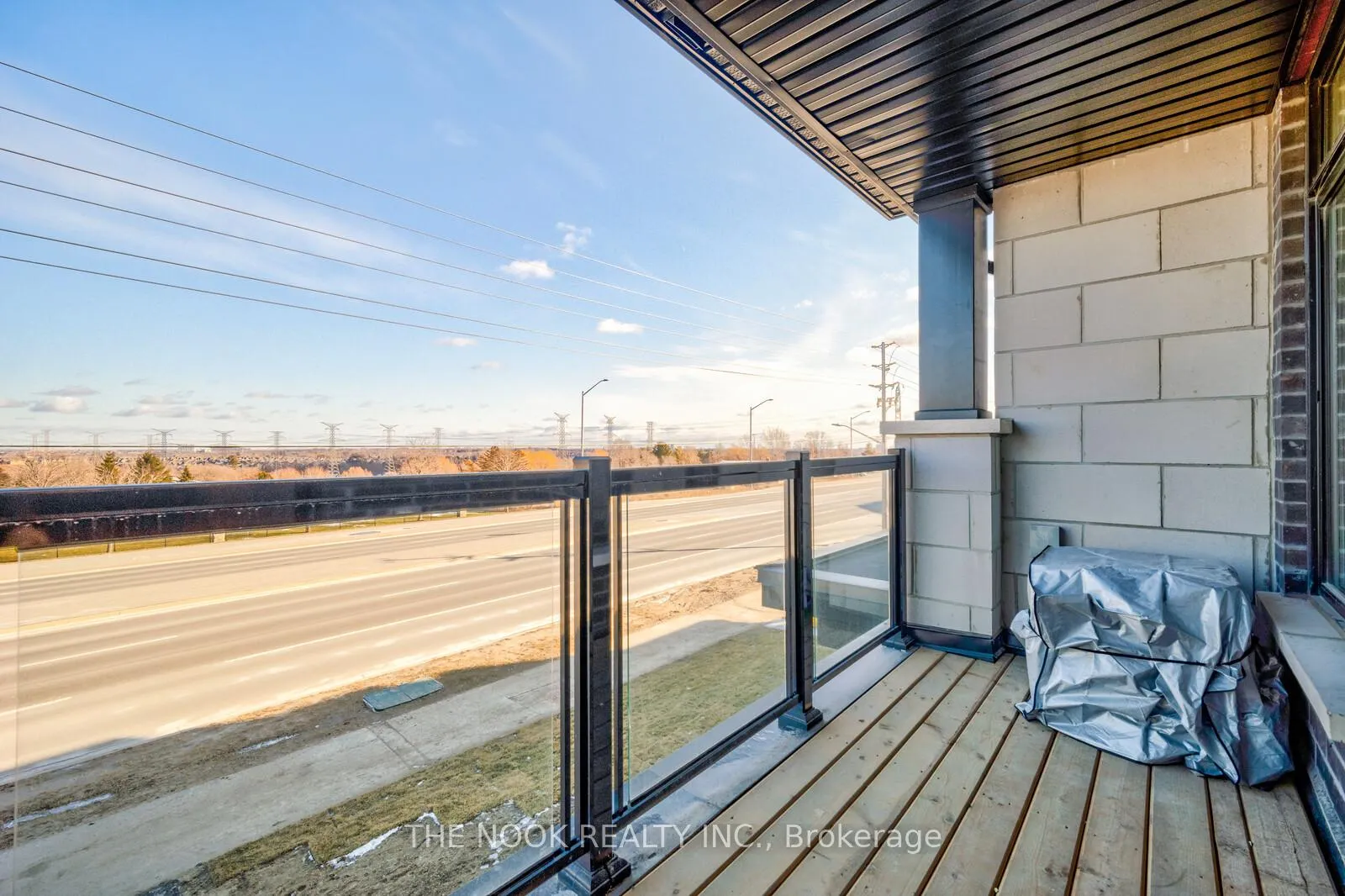 Photo 19 of Unit 108, 2550 Castlegate Crossings Drive, Pickering, Duffin Heights — HOMEH