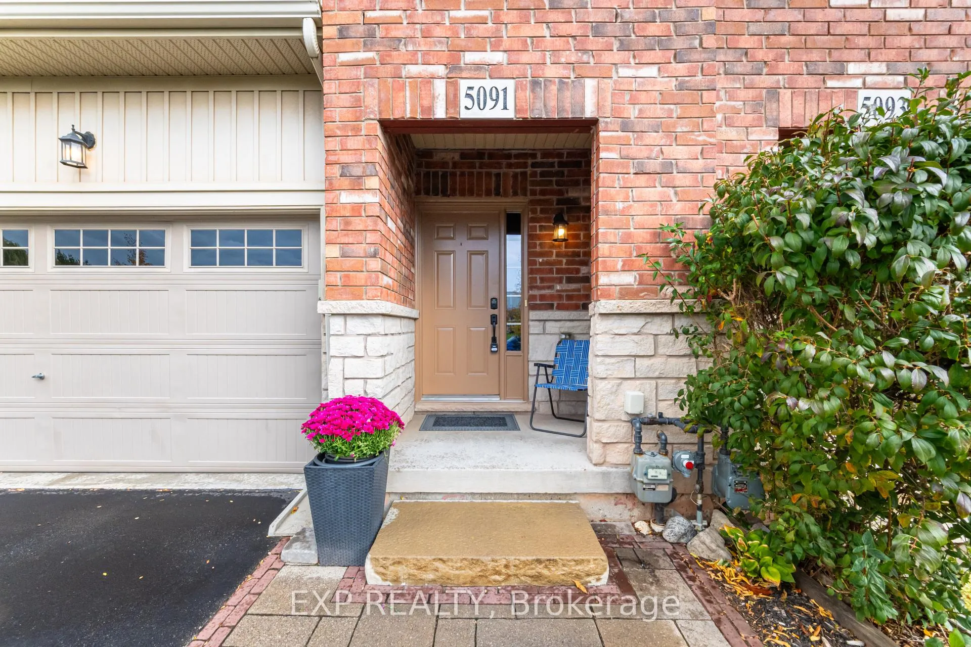 Photo 3 of 5091 Alyssa Drive, Lincoln, Beamsville — HOMEH