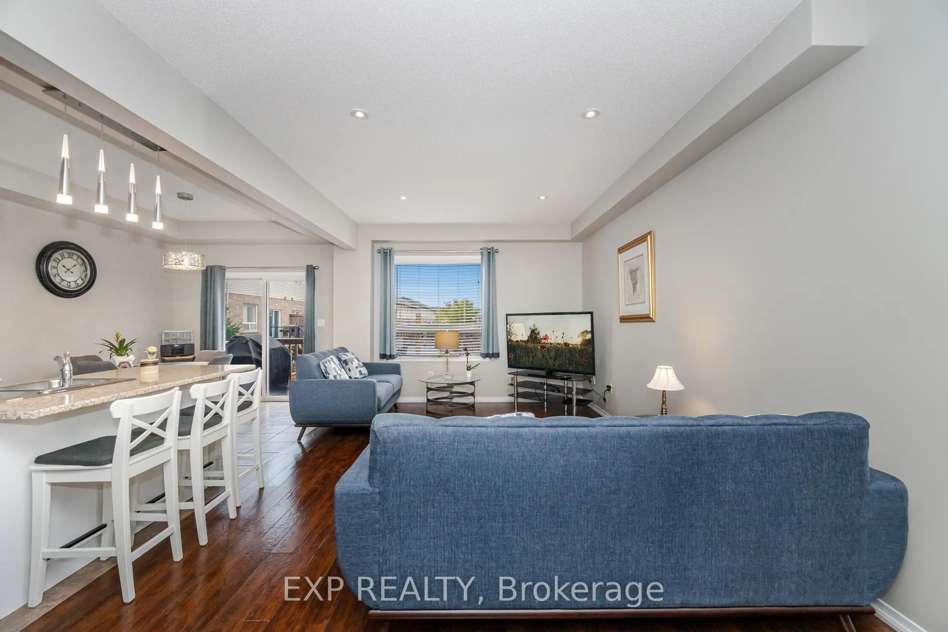 Photo 6 of 5091 Alyssa Drive, Lincoln, Beamsville — HOMEH