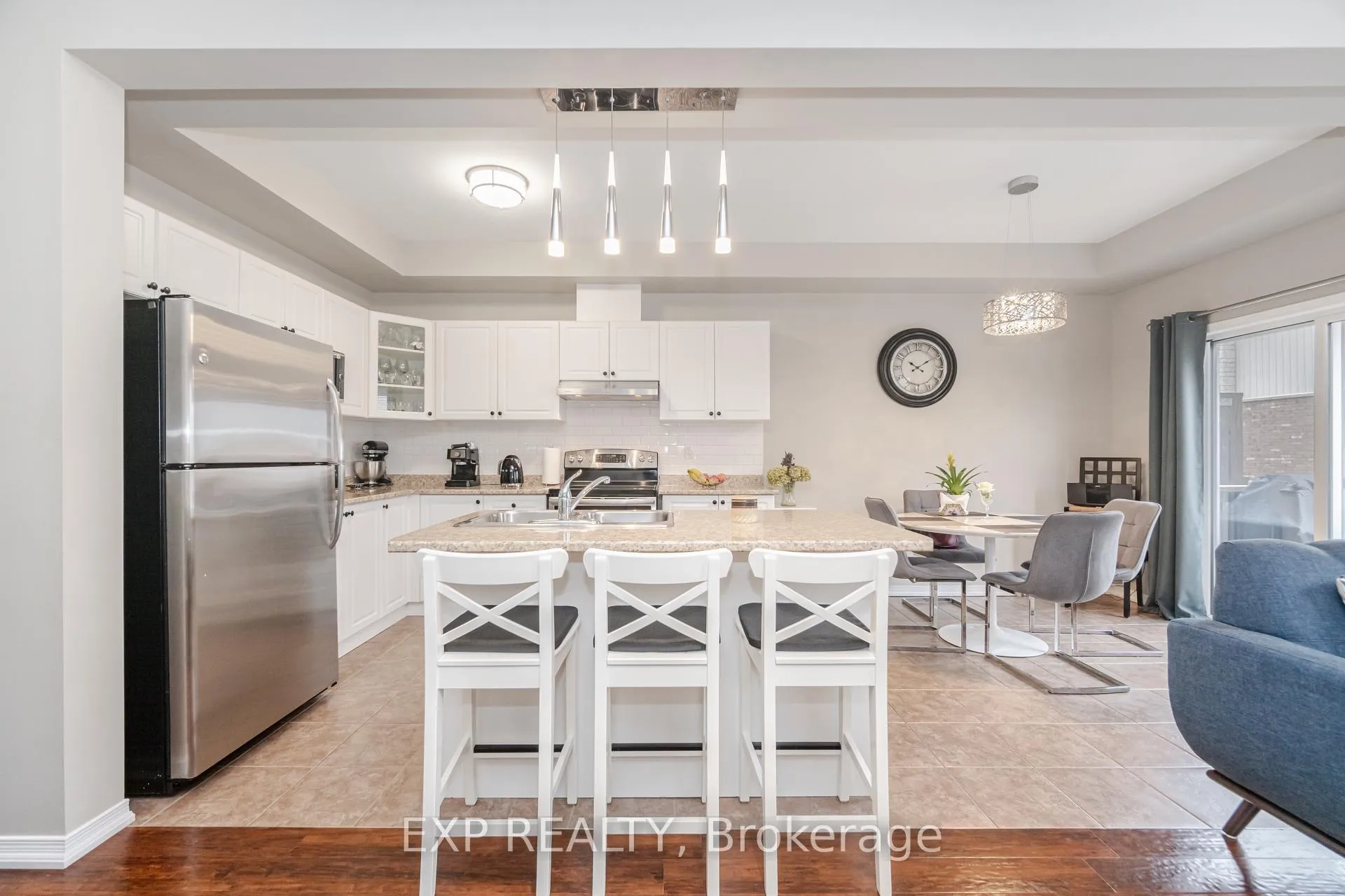 Photo 9 of 5091 Alyssa Drive, Lincoln, Beamsville — HOMEH
