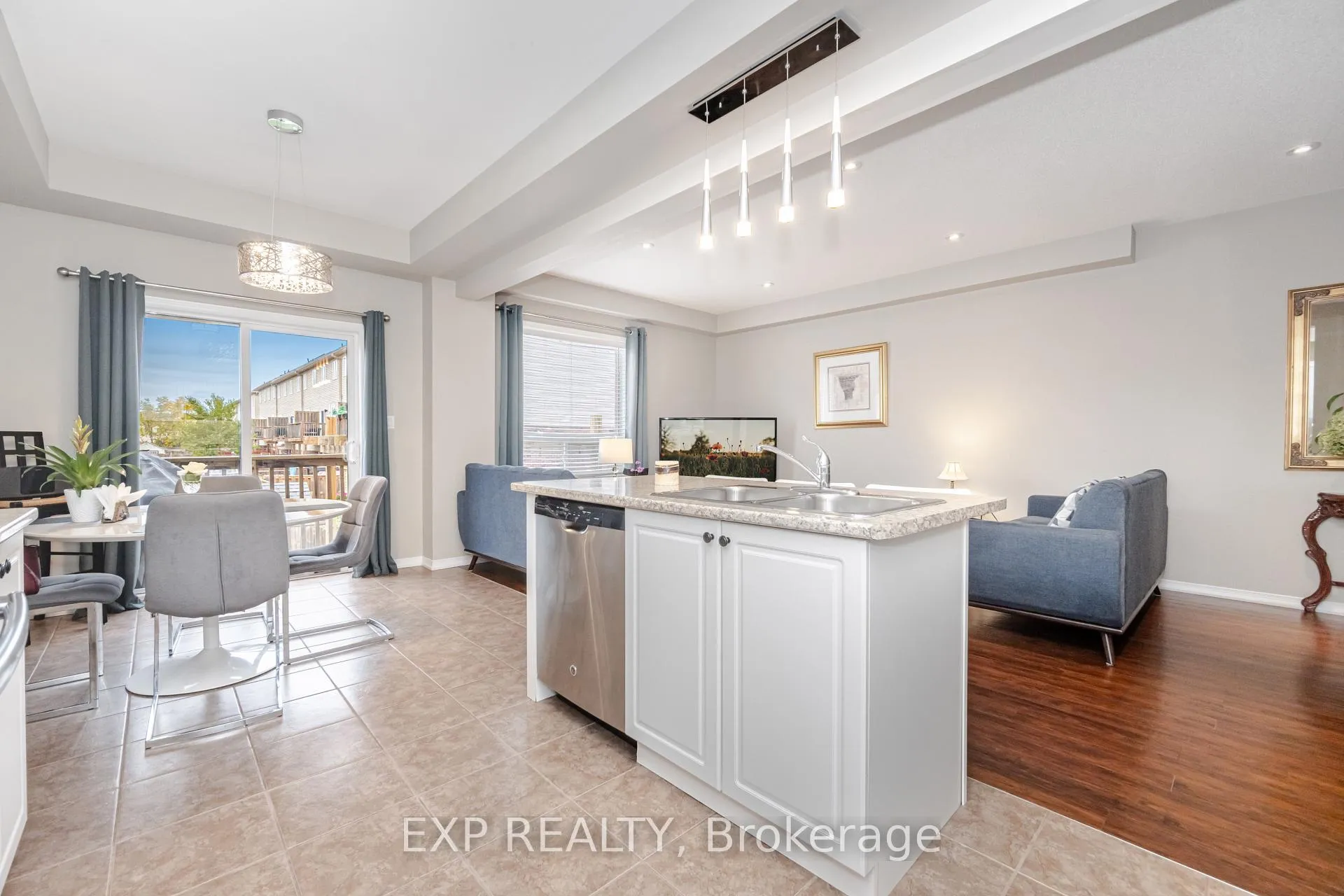 Photo 12 of 5091 Alyssa Drive, Lincoln, Beamsville — HOMEH