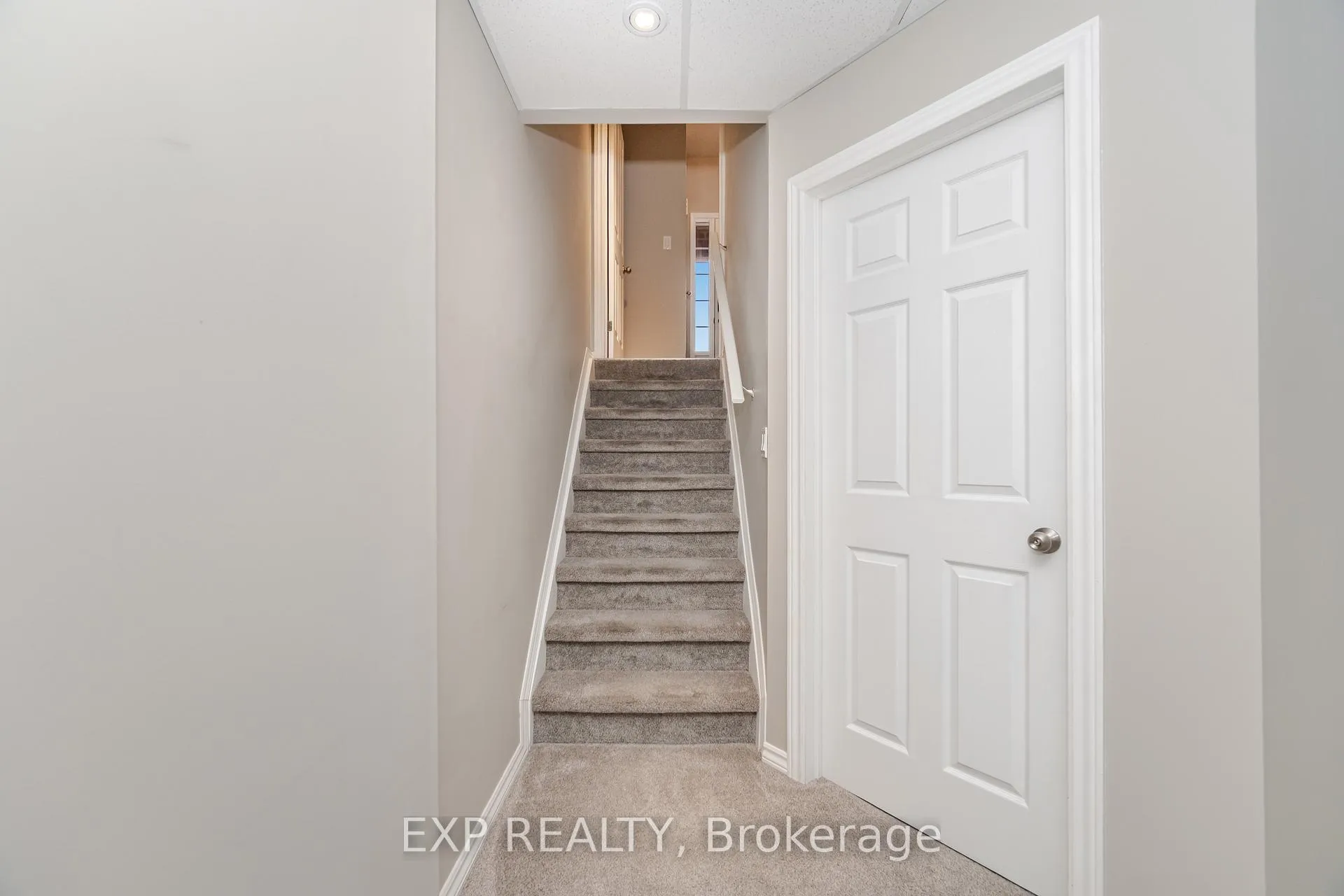 Photo 35 of 5091 Alyssa Drive, Lincoln, Beamsville — HOMEH