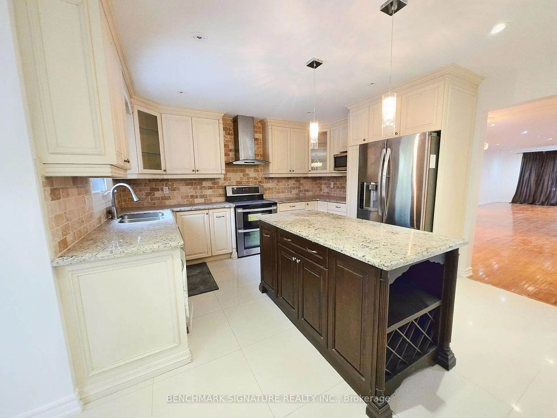 Photo 4 of 9 Hashbury Place, Markham, Thornlea — HOMEH