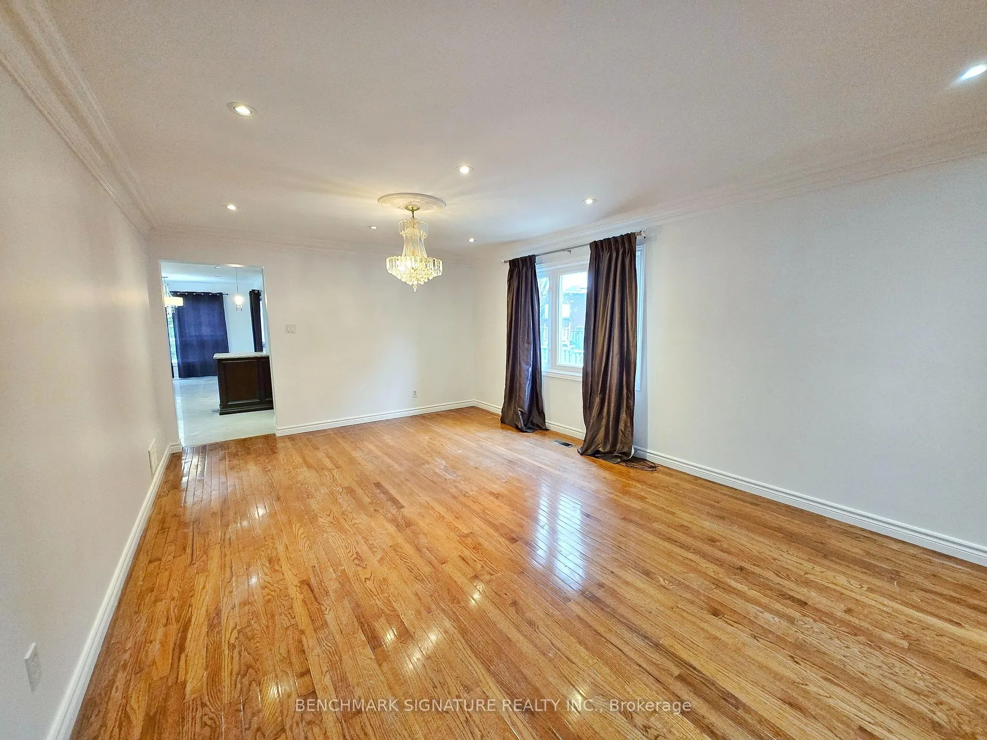 Photo 6 of 9 Hashbury Place, Markham, Thornlea — HOMEH