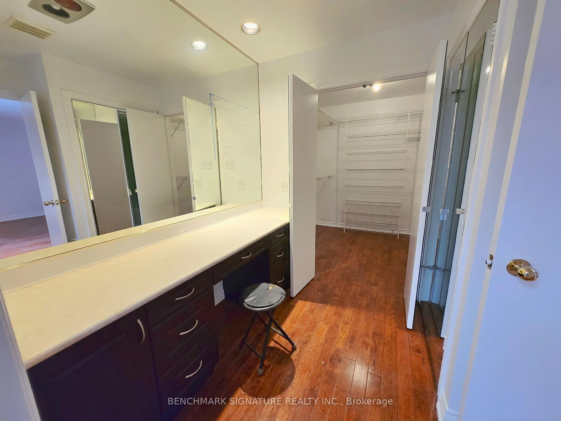 Photo 11 of 9 Hashbury Place, Markham, Thornlea — HOMEH