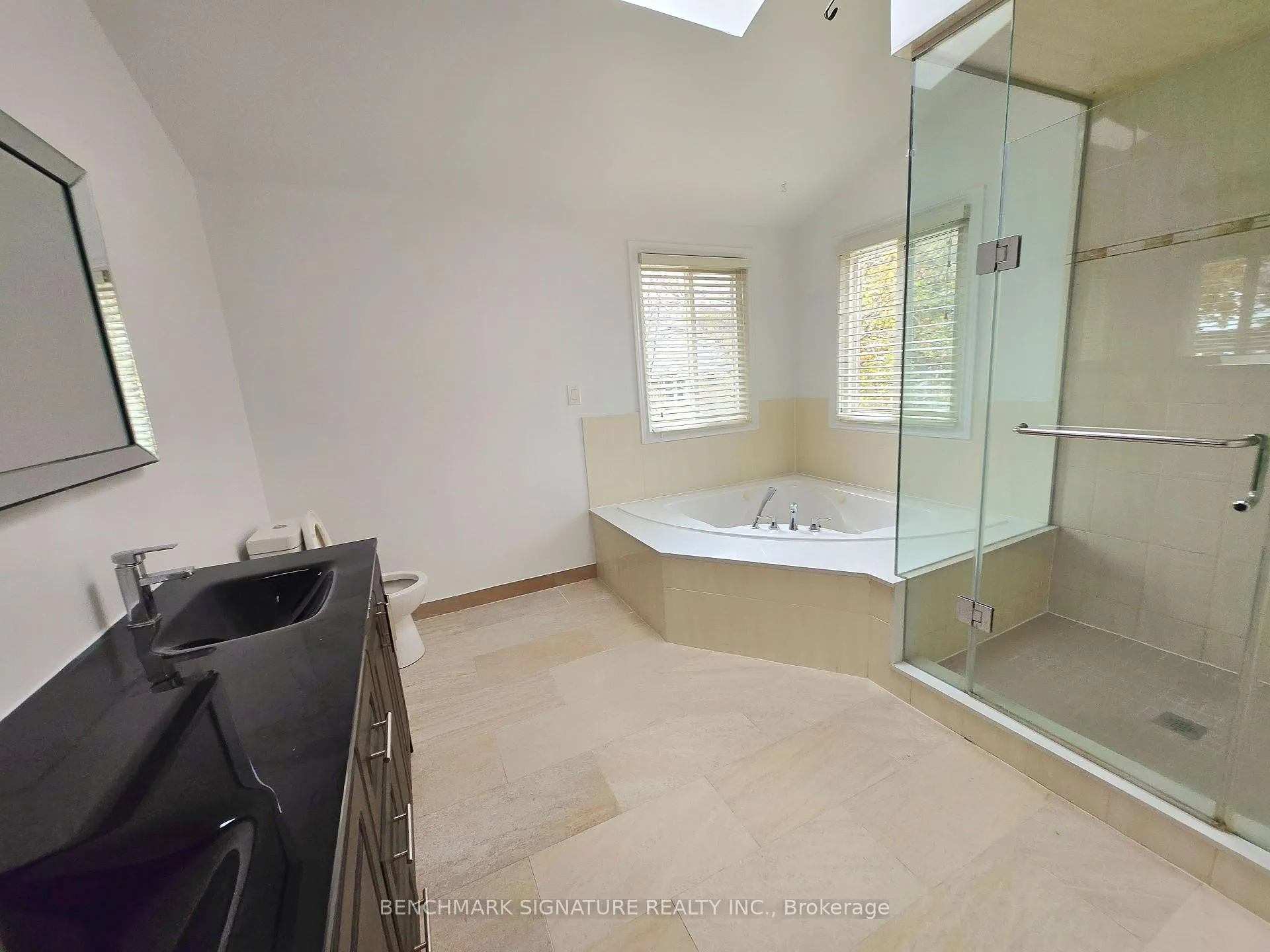 Photo 12 of 9 Hashbury Place, Markham, Thornlea — HOMEH