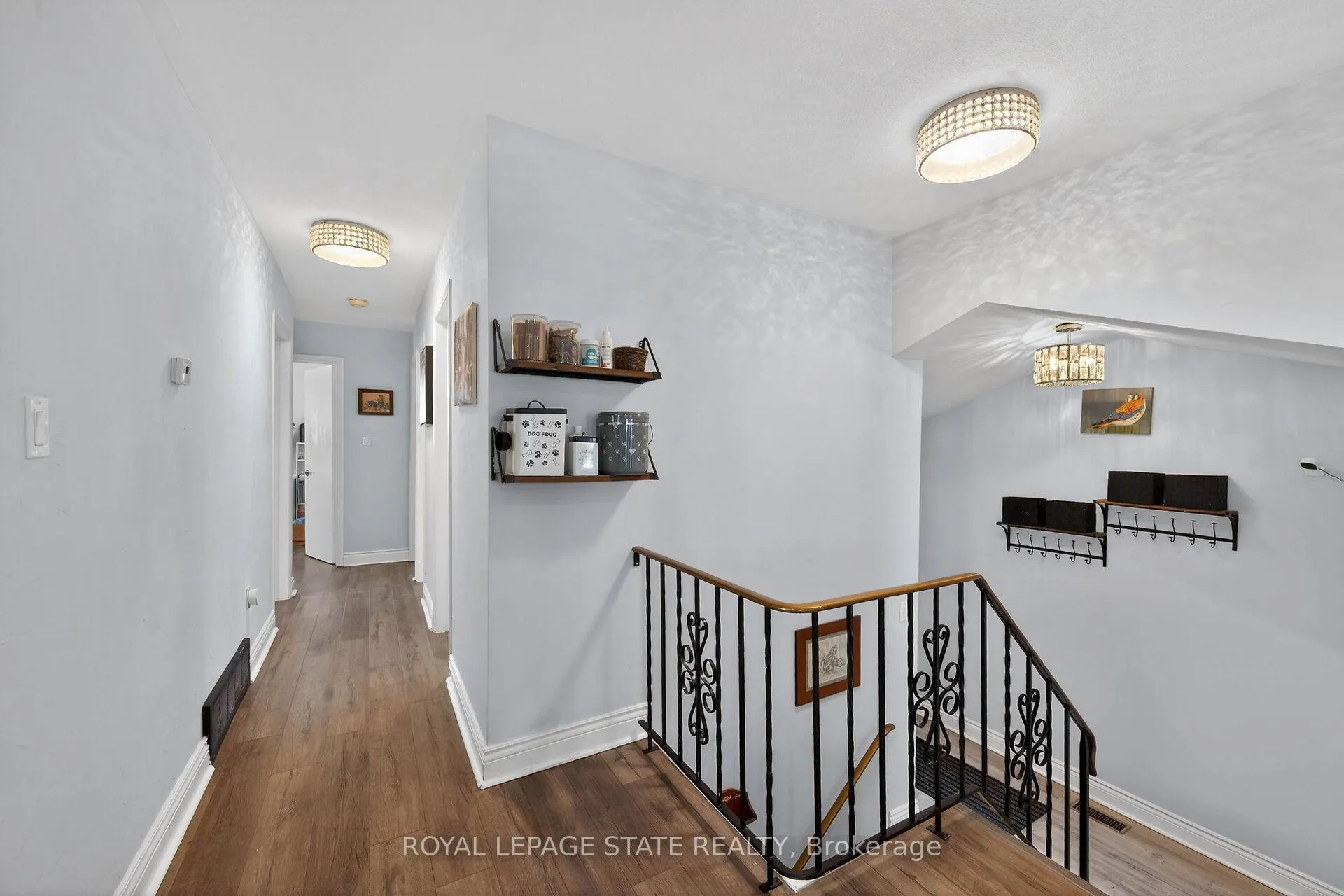 Photo 19 of 327 Eaglewood Drive, Hamilton, Eleanor — HOMEH