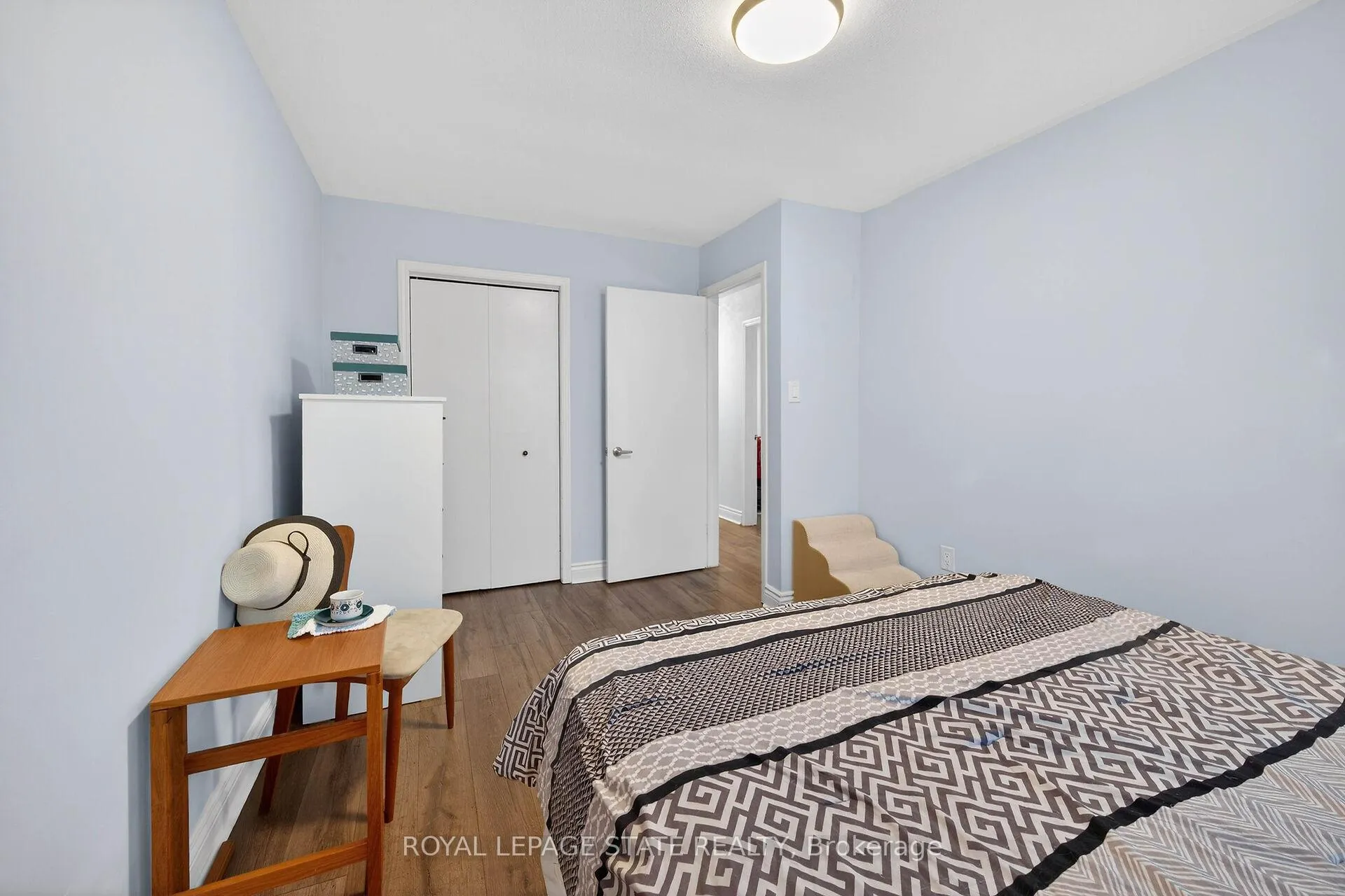 Photo 22 of 327 Eaglewood Drive, Hamilton, Eleanor — HOMEH