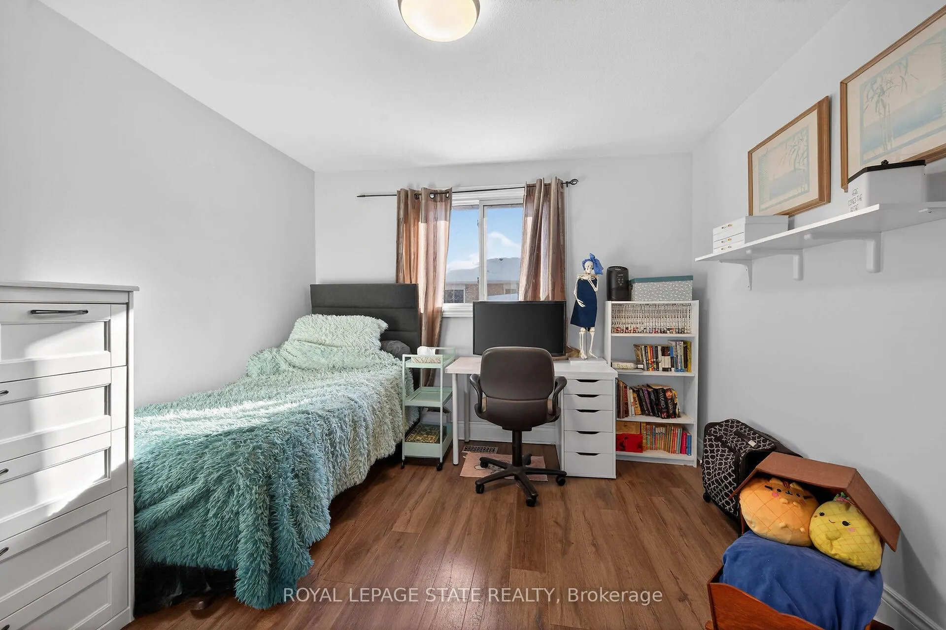Photo 23 of 327 Eaglewood Drive, Hamilton, Eleanor — HOMEH