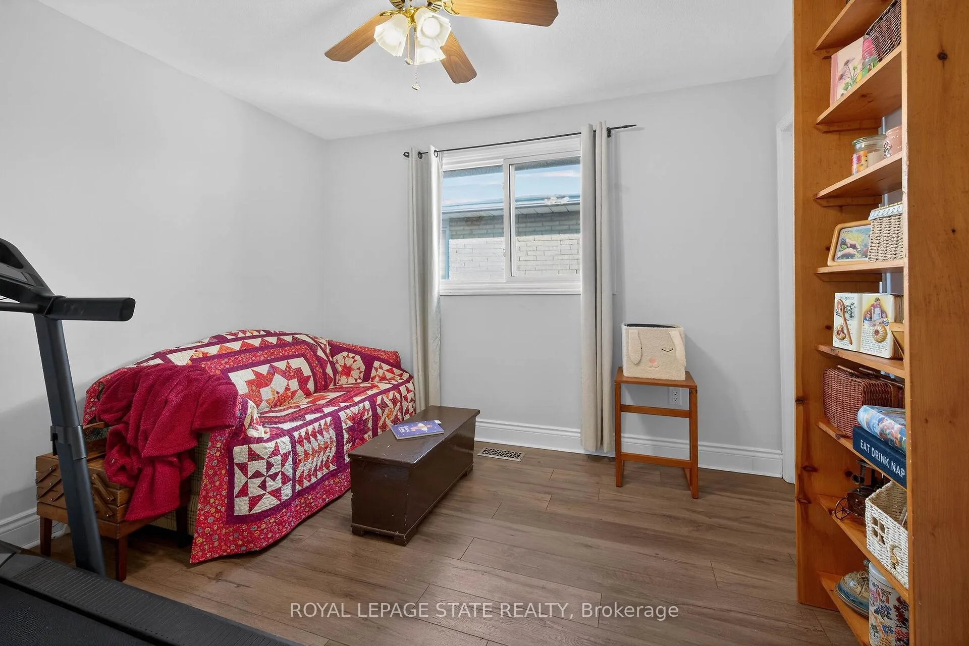 Photo 25 of 327 Eaglewood Drive, Hamilton, Eleanor — HOMEH