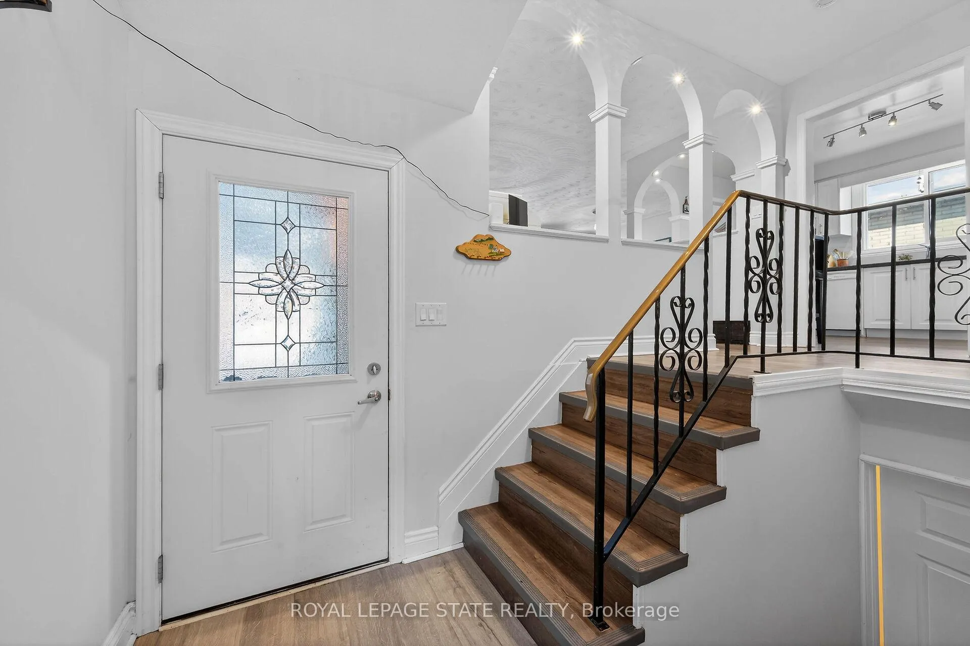 Photo 31 of 327 Eaglewood Drive, Hamilton, Eleanor — HOMEH