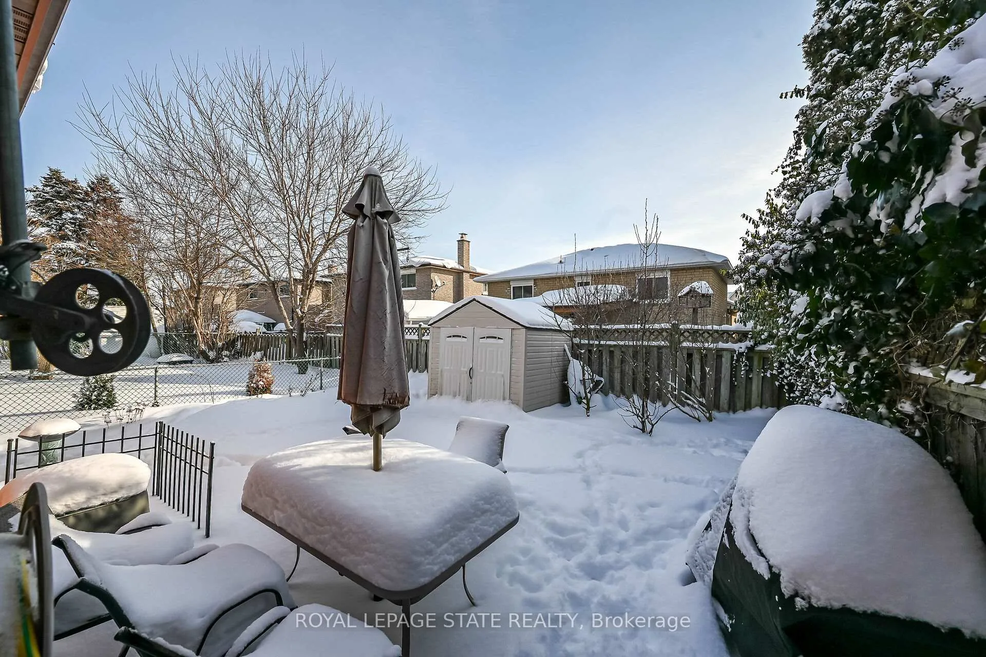 Photo 43 of 327 Eaglewood Drive, Hamilton, Eleanor — HOMEH