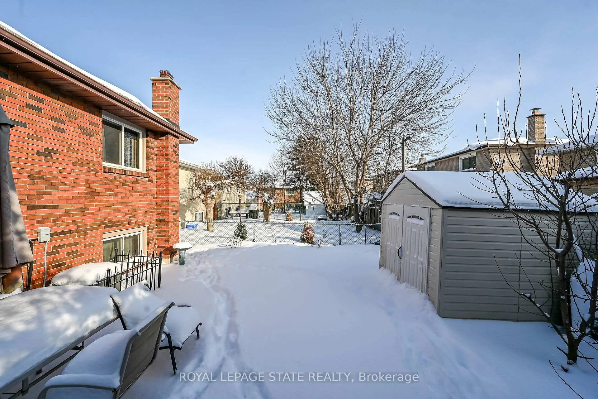 Photo 44 of 327 Eaglewood Drive, Hamilton, Eleanor — HOMEH